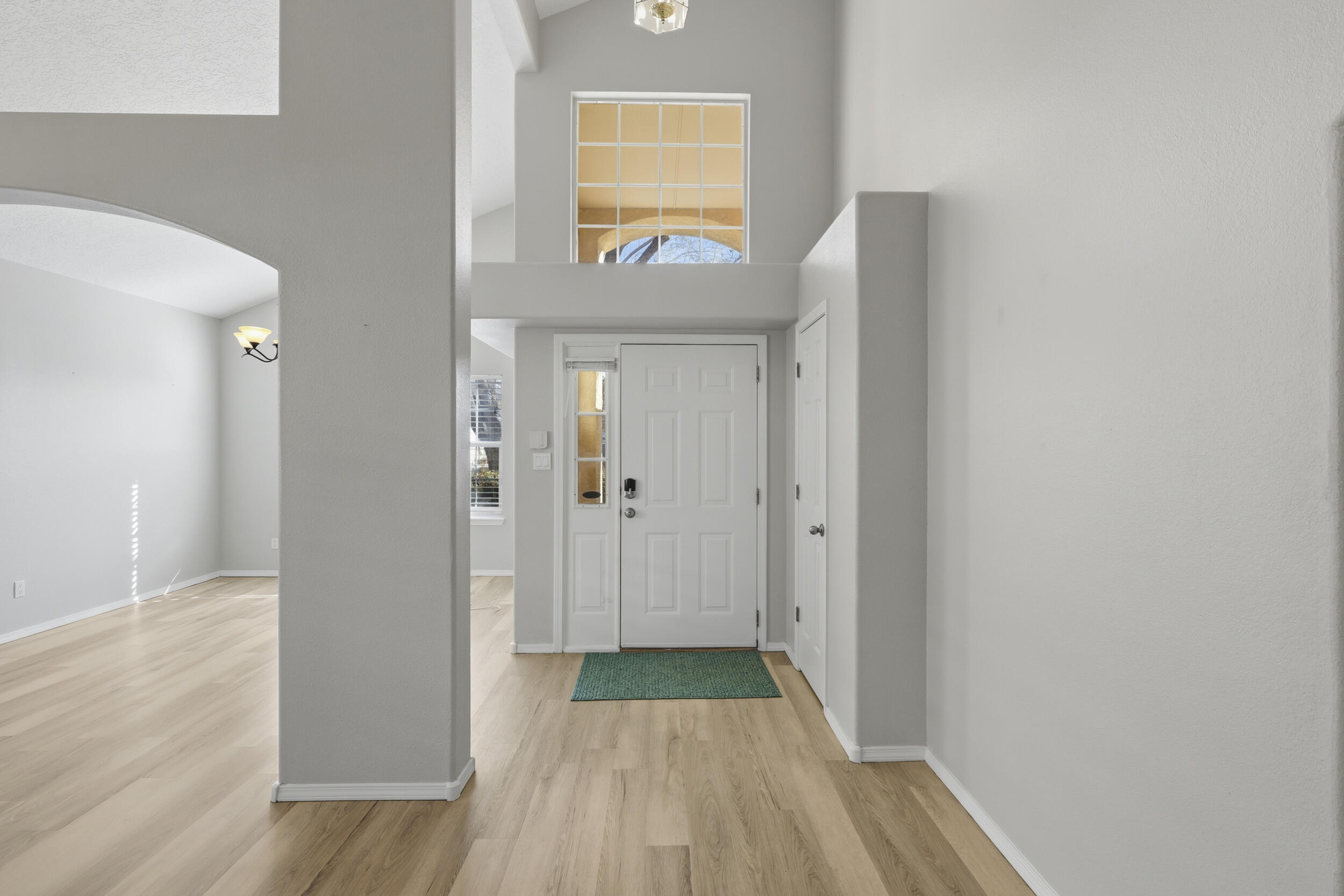 9005 Cactus Trail Road NW