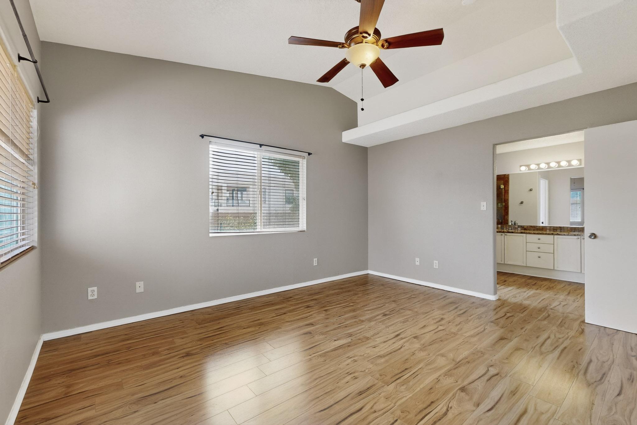 6916 Limestone Avenue NE