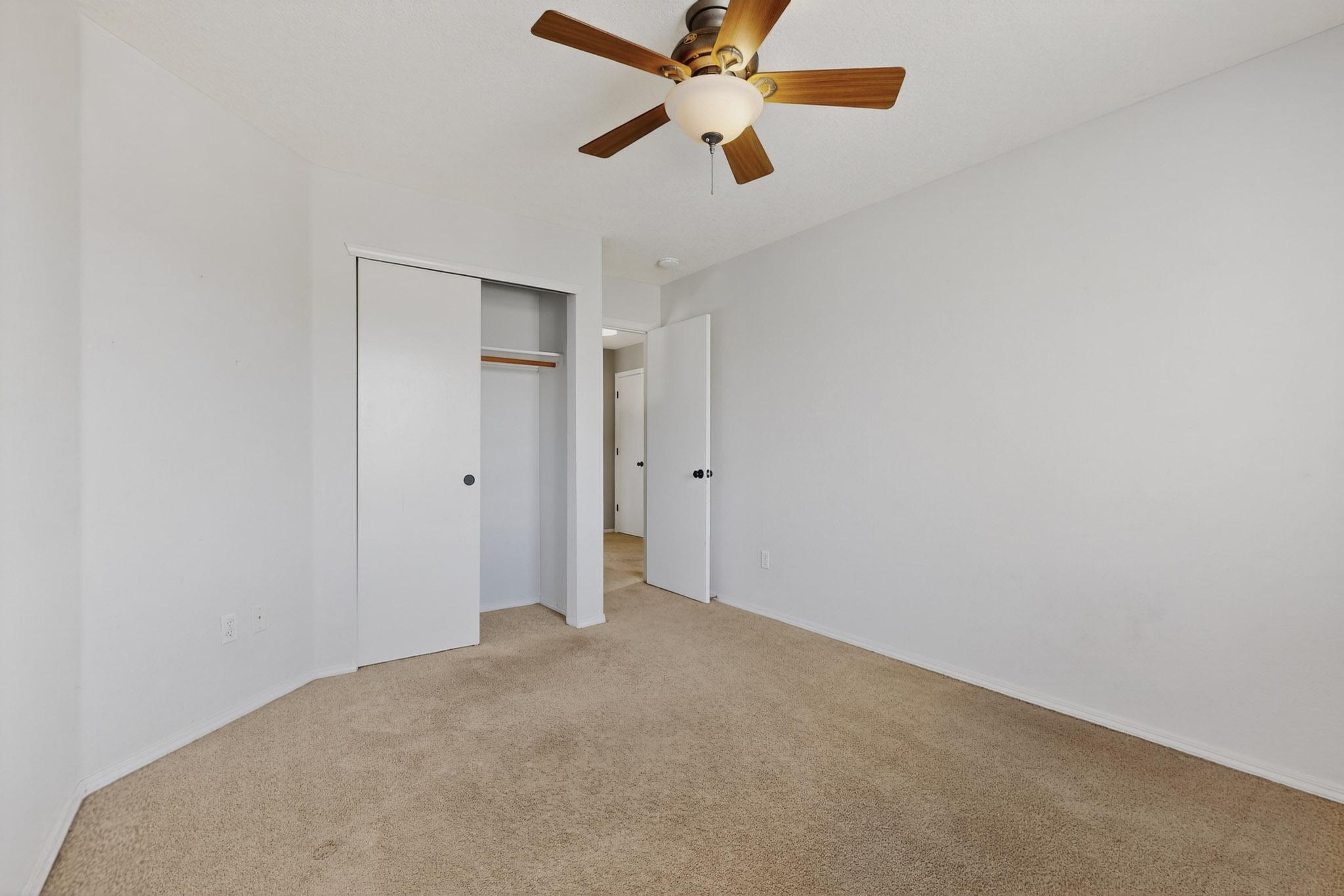 6916 Limestone Avenue NE