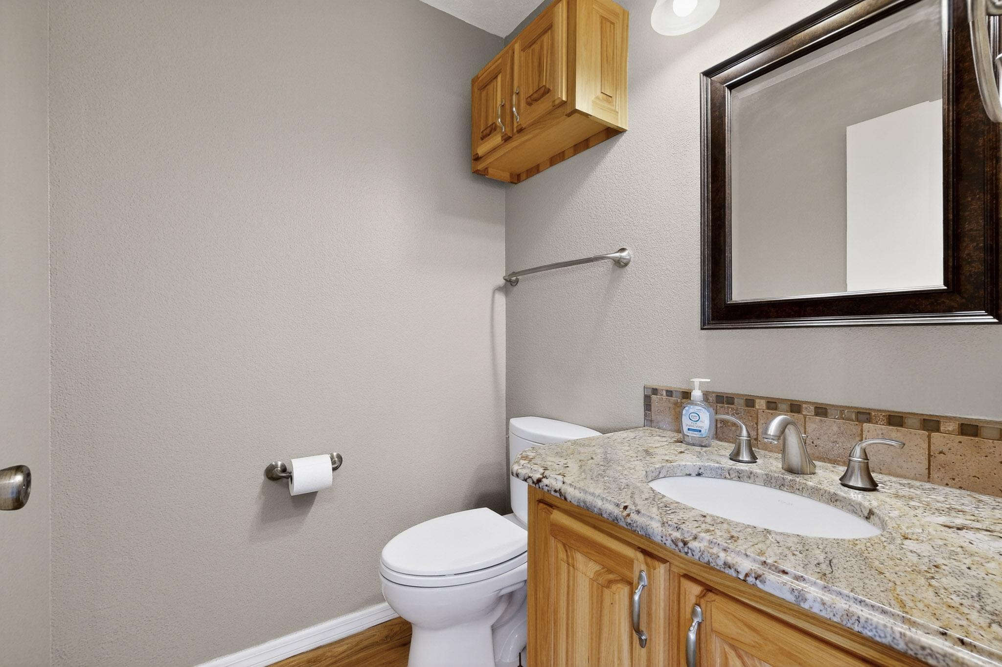 6916 Limestone Avenue NE