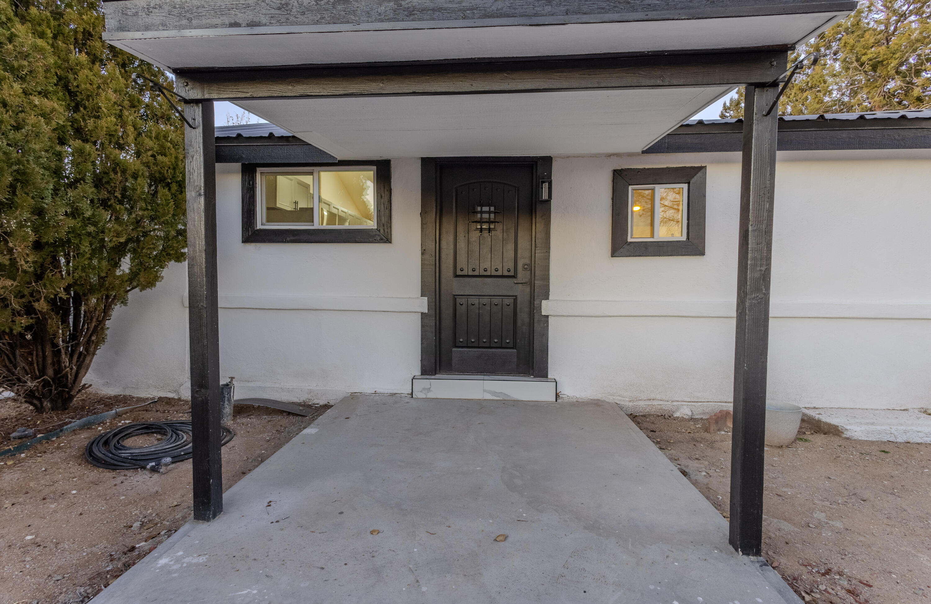 401 Gomez Avenue NE