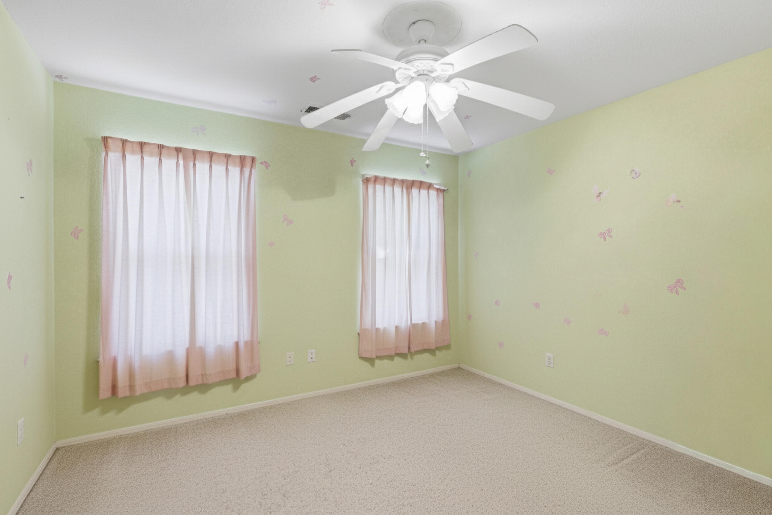 7605 Don Gaspar Drive NE