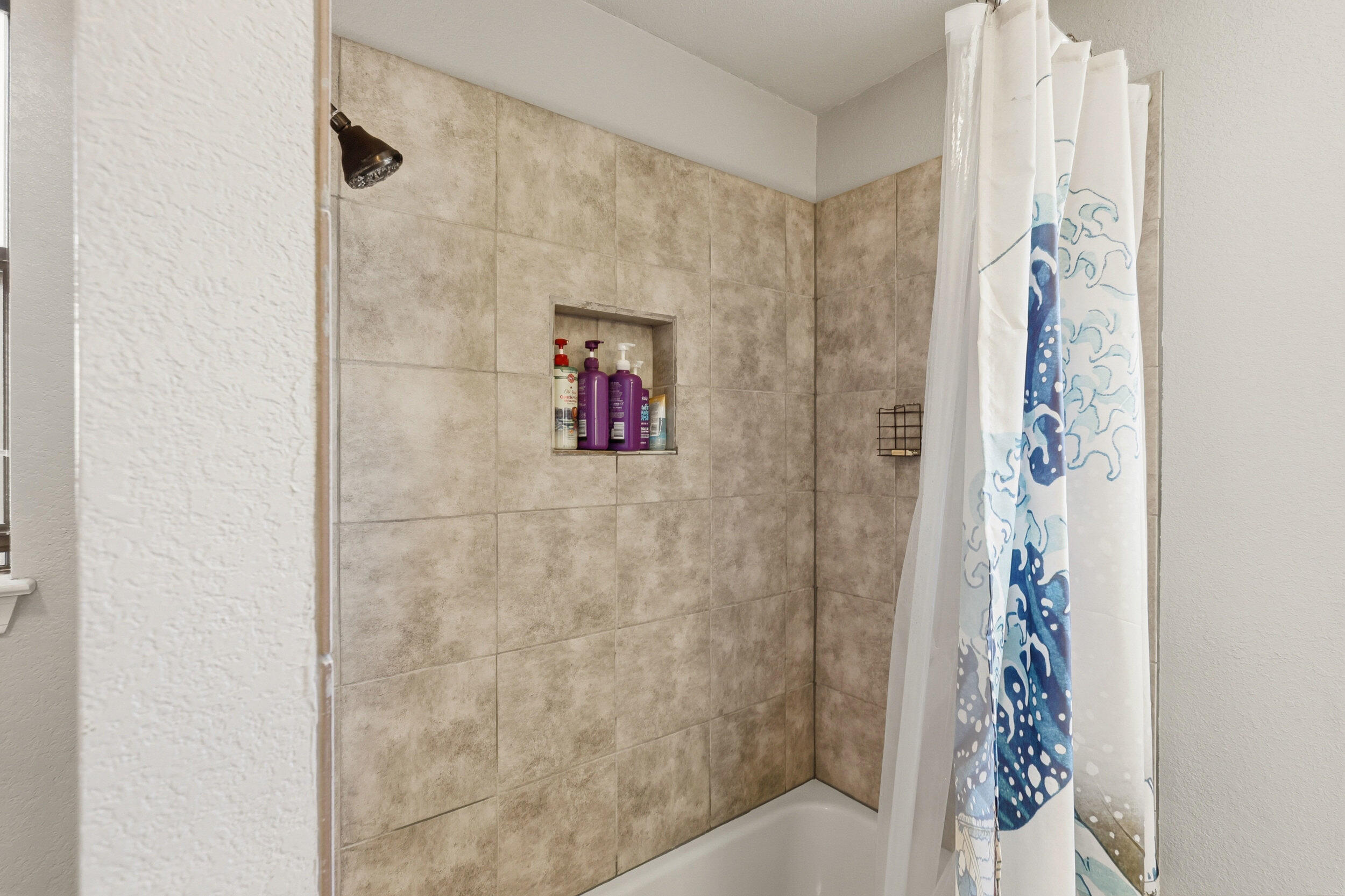 7605 Don Gaspar Drive NE