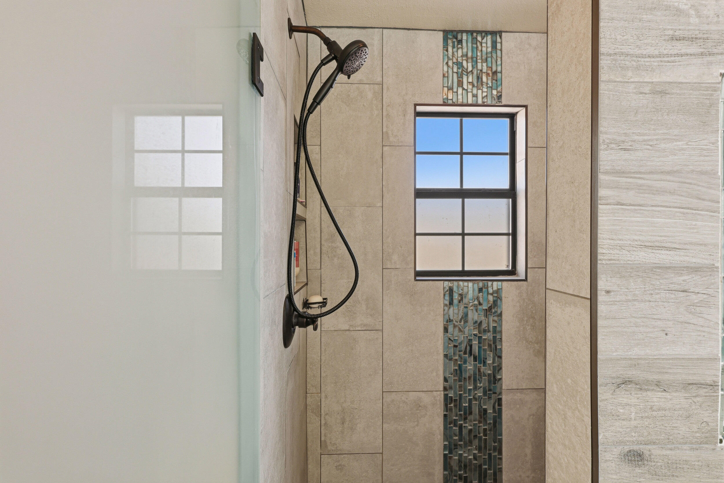 7605 Don Gaspar Drive NE