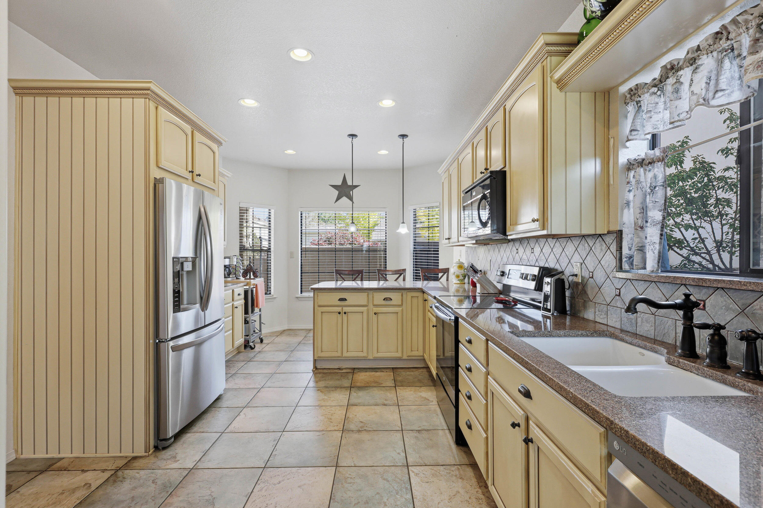 7605 Don Gaspar Drive NE