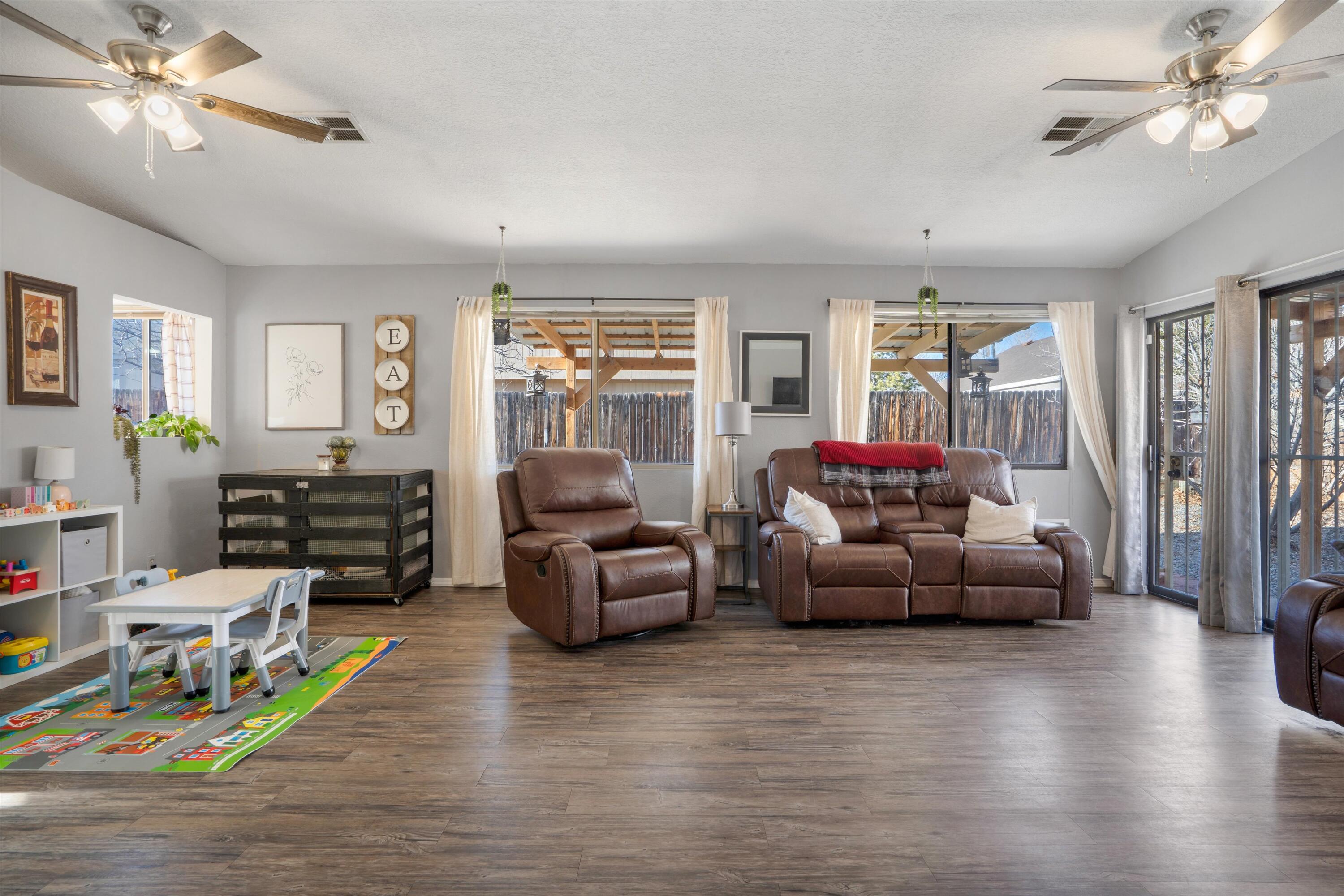 1379 Fireweed Drive NE