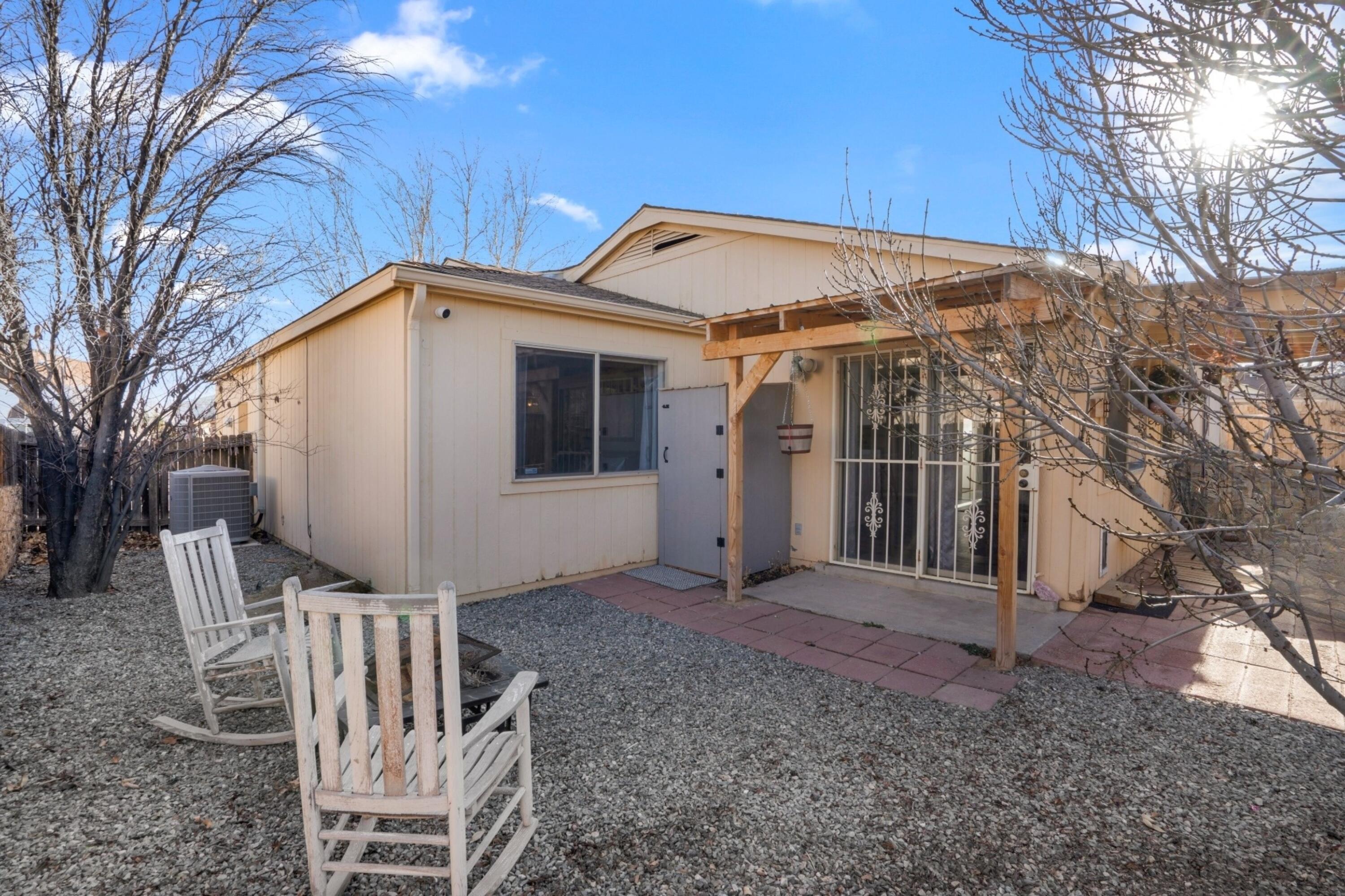 1379 Fireweed Drive NE