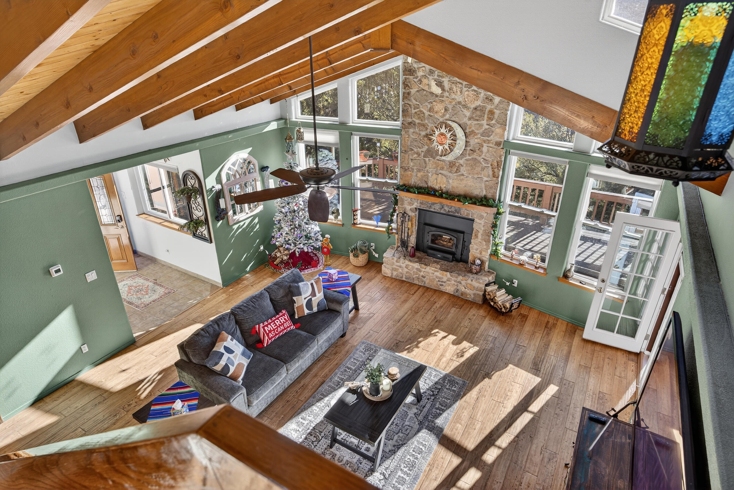 25 Lagarto Road