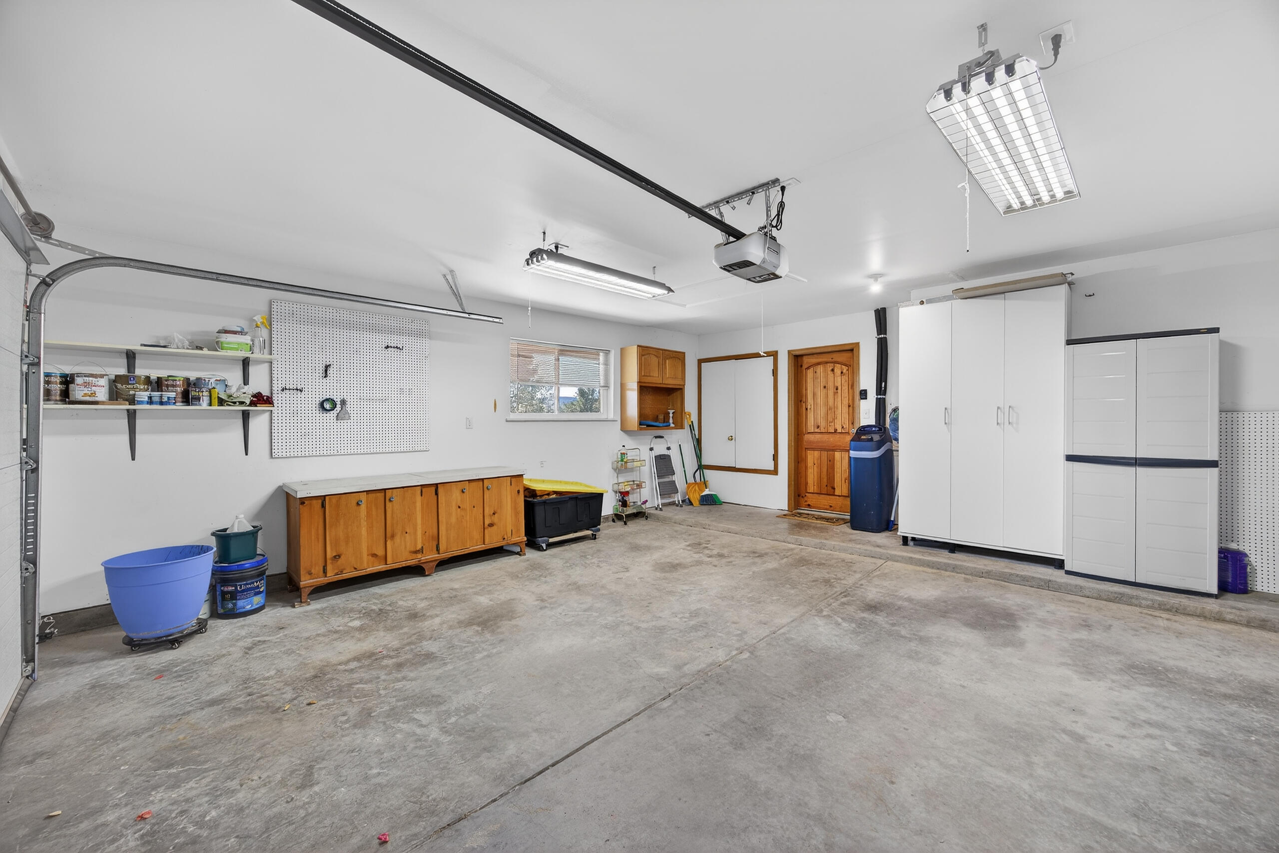 25 Lagarto Road