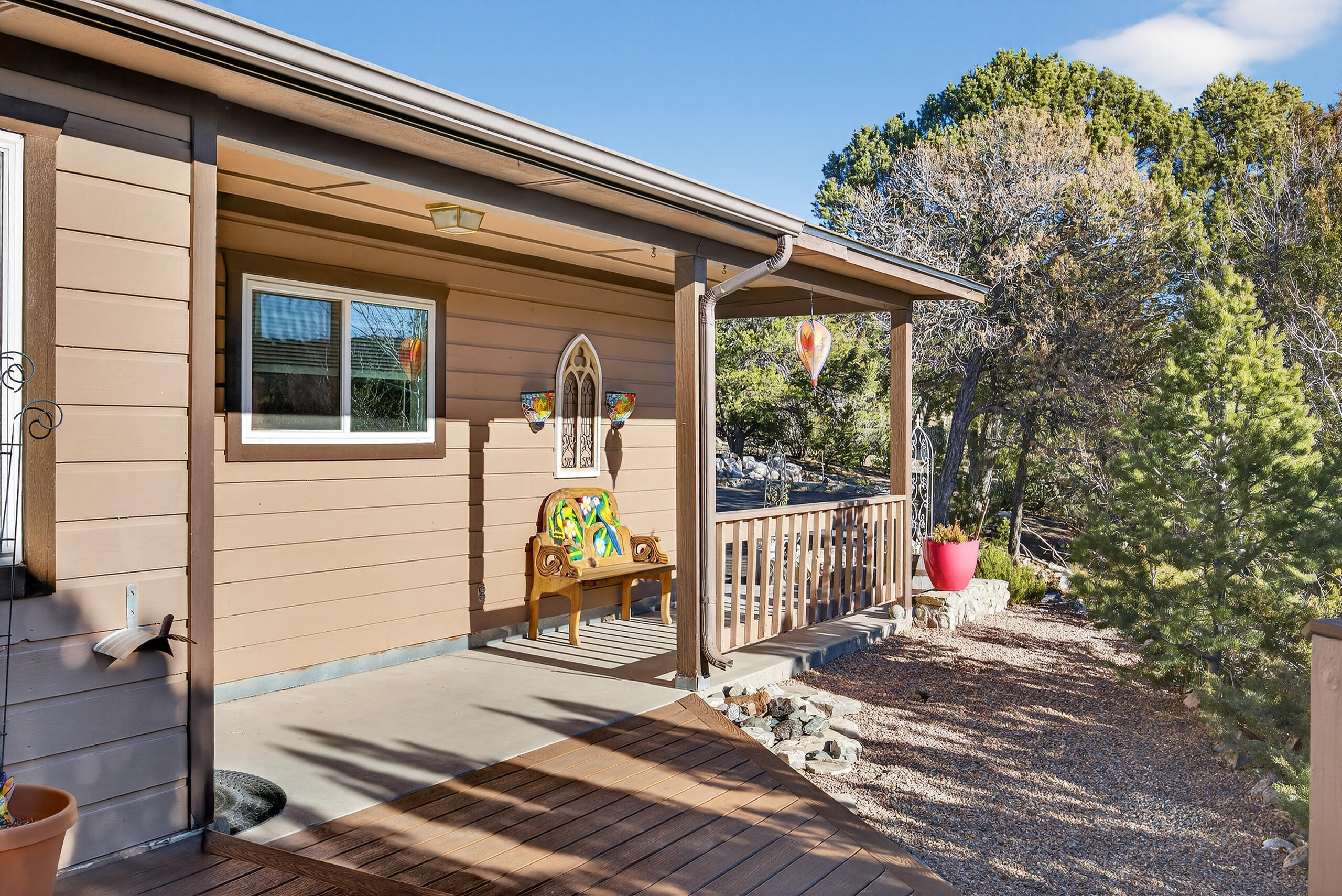 25 Lagarto Road