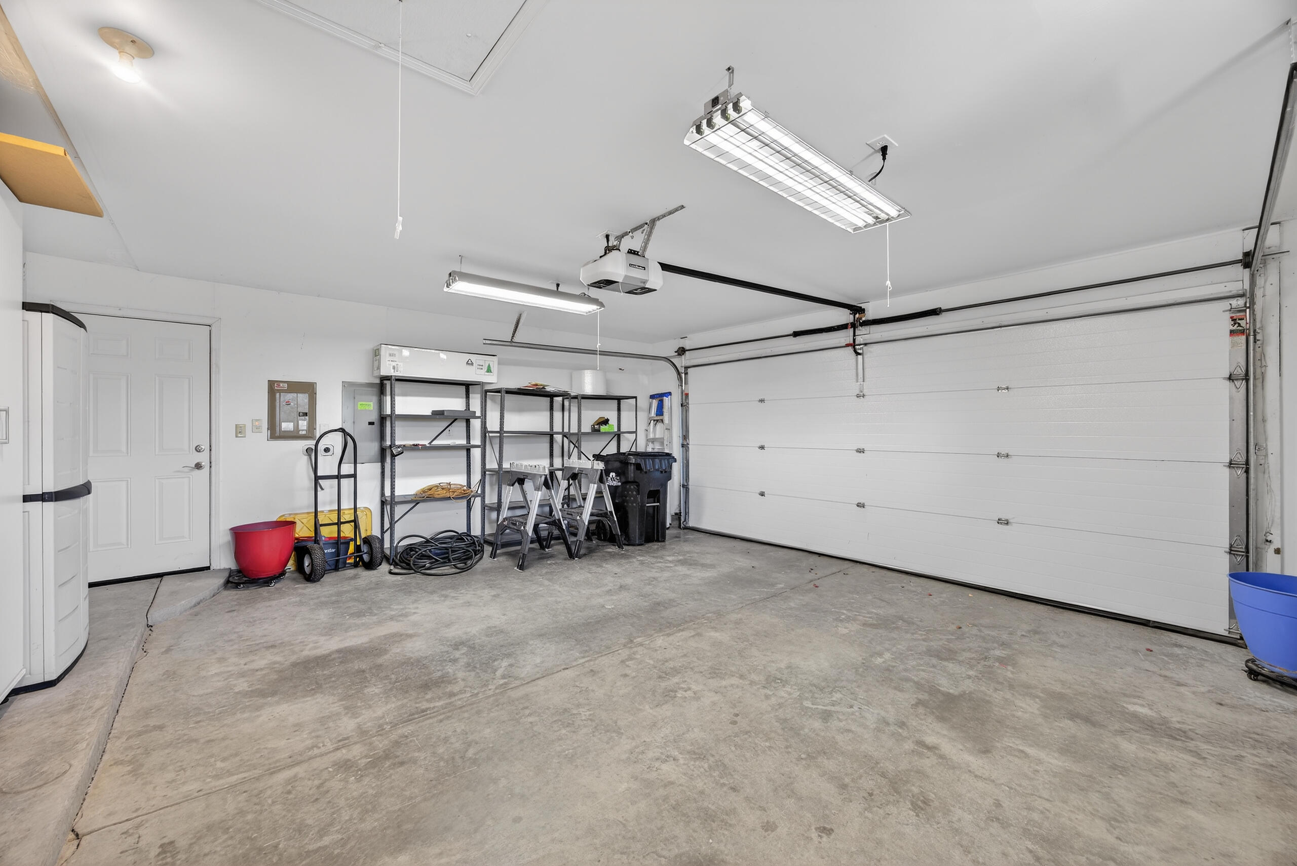 25 Lagarto Road