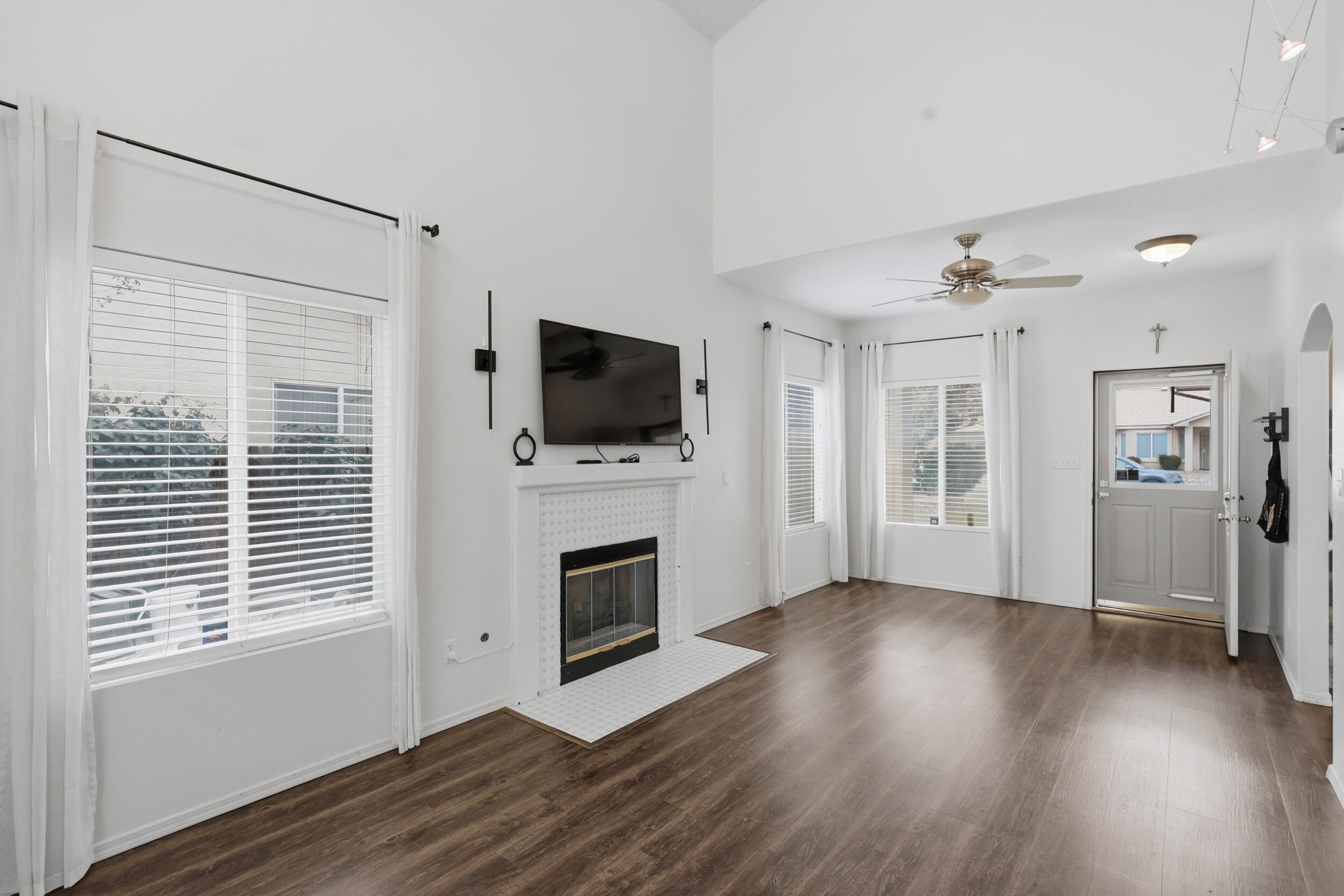 8509 Rancho Santa Fe Place NE