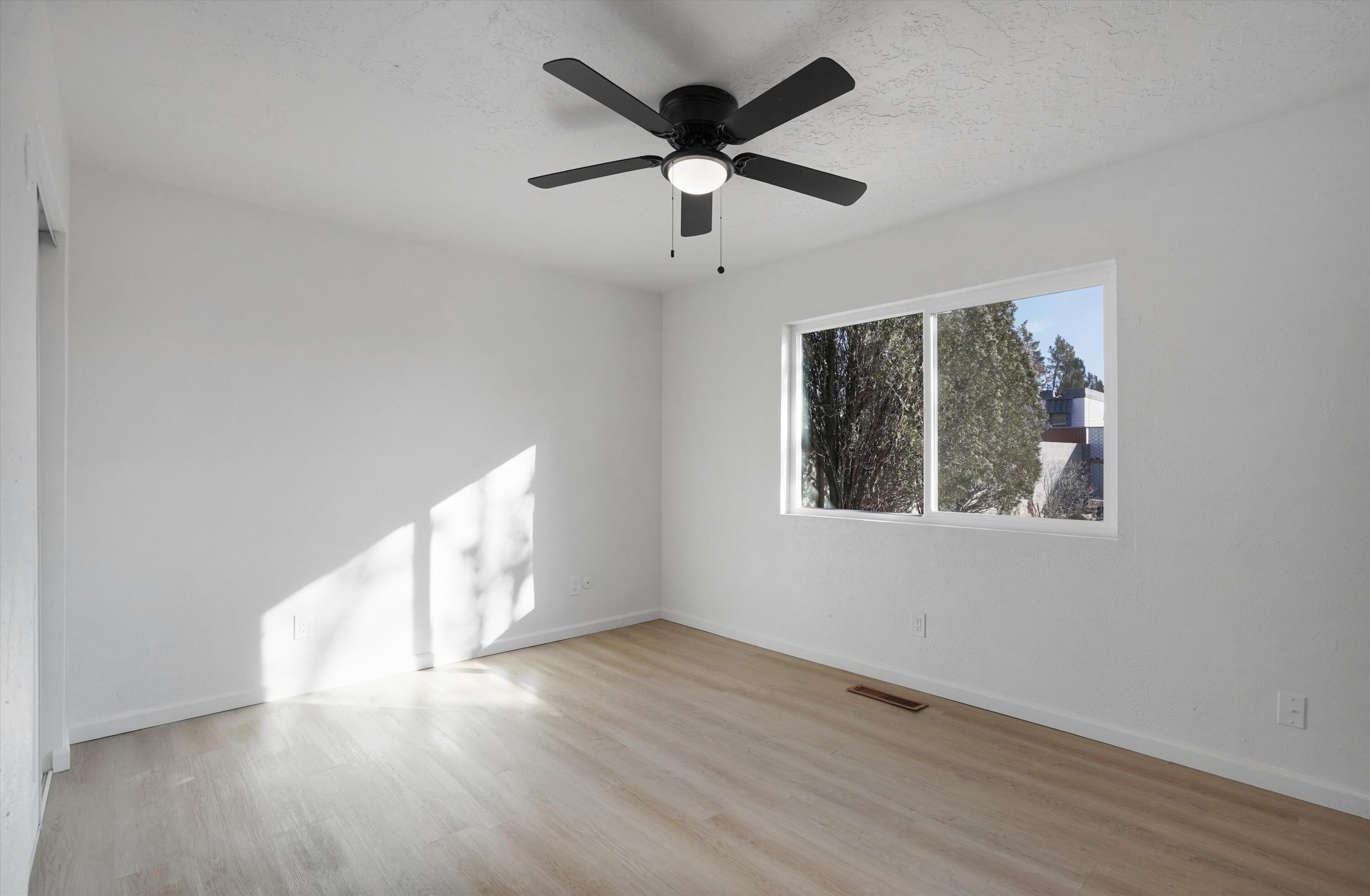 6024 Northland Avenue NE