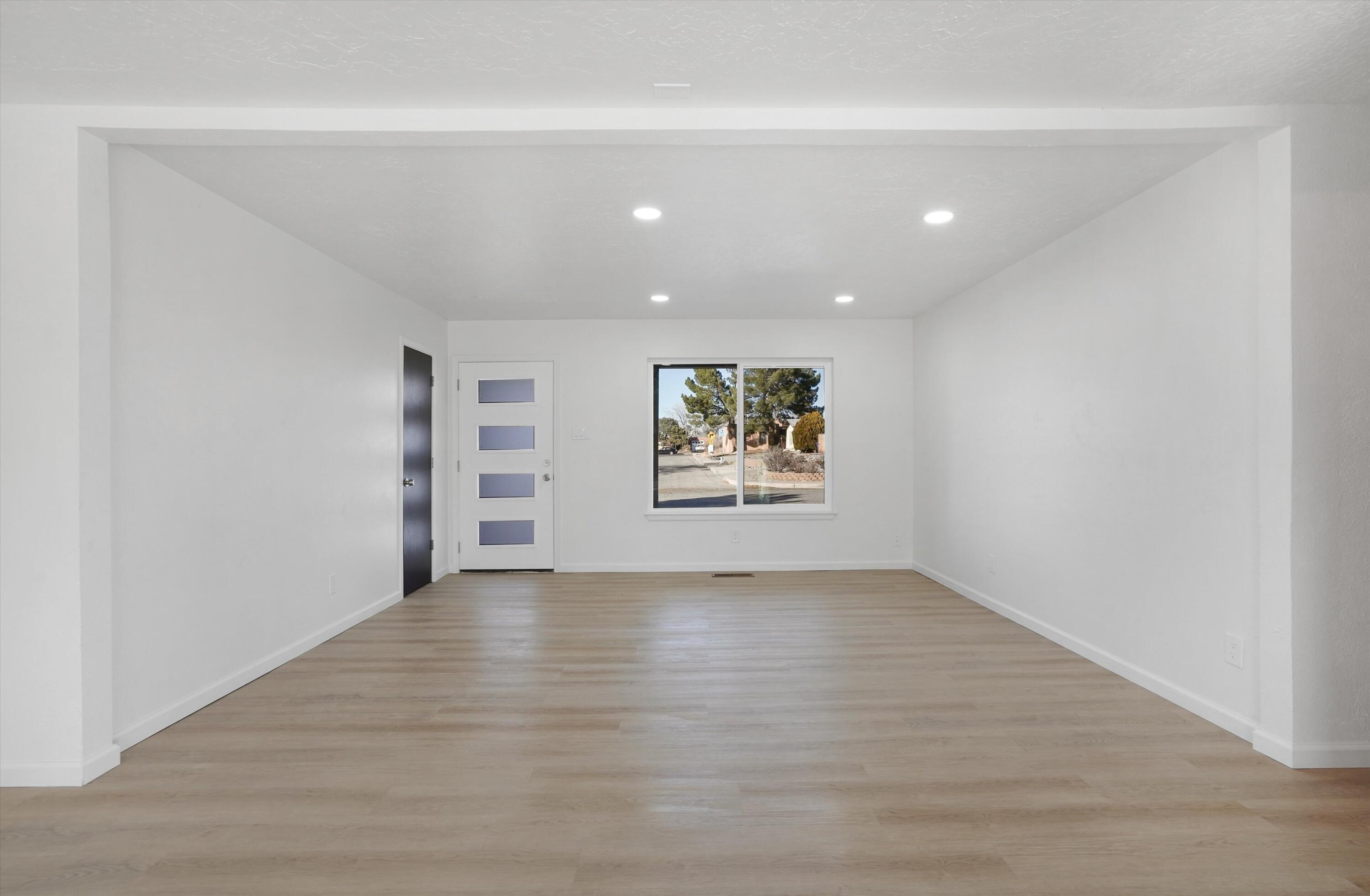 6024 Northland Avenue NE