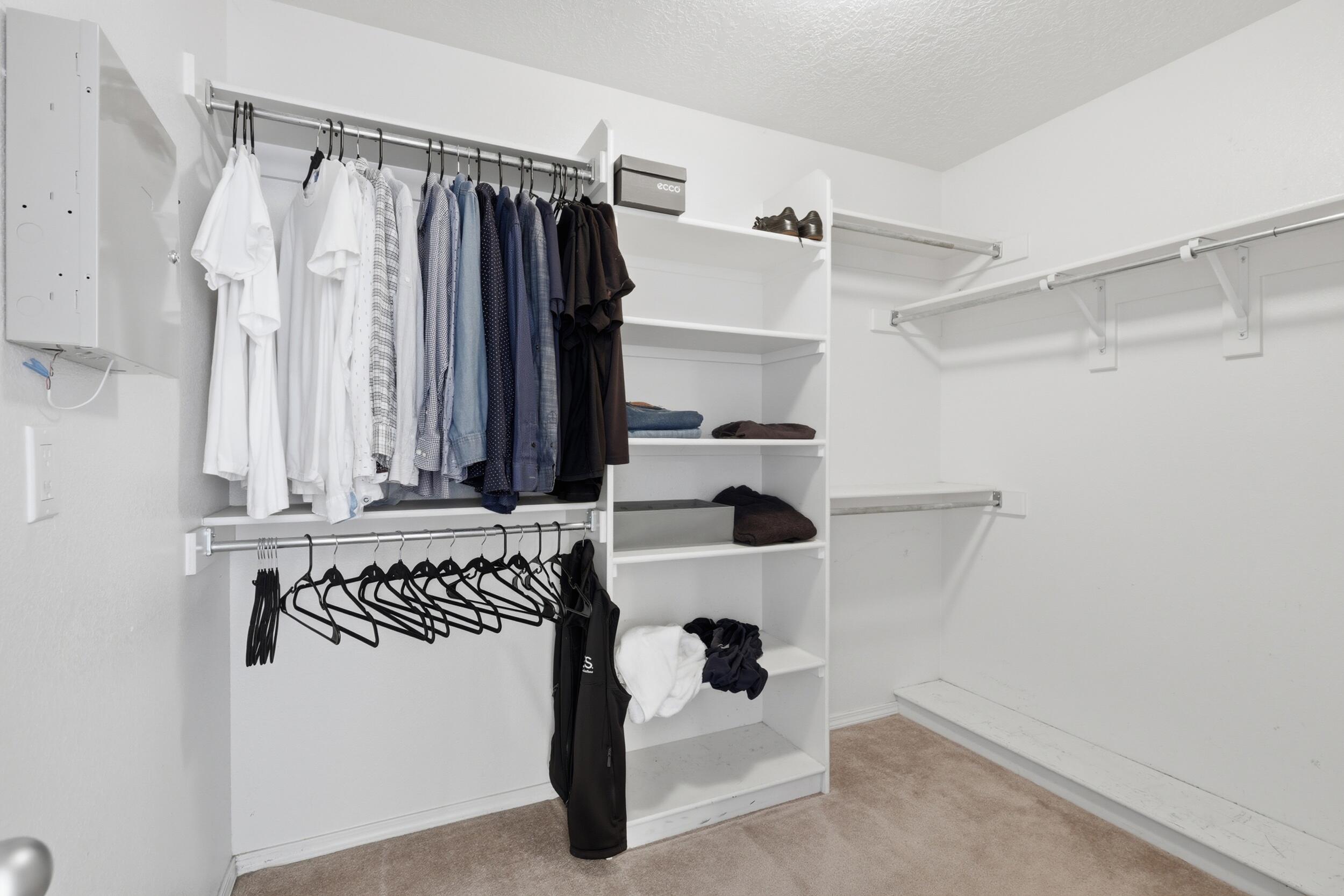 1267 Mirador Loop NE