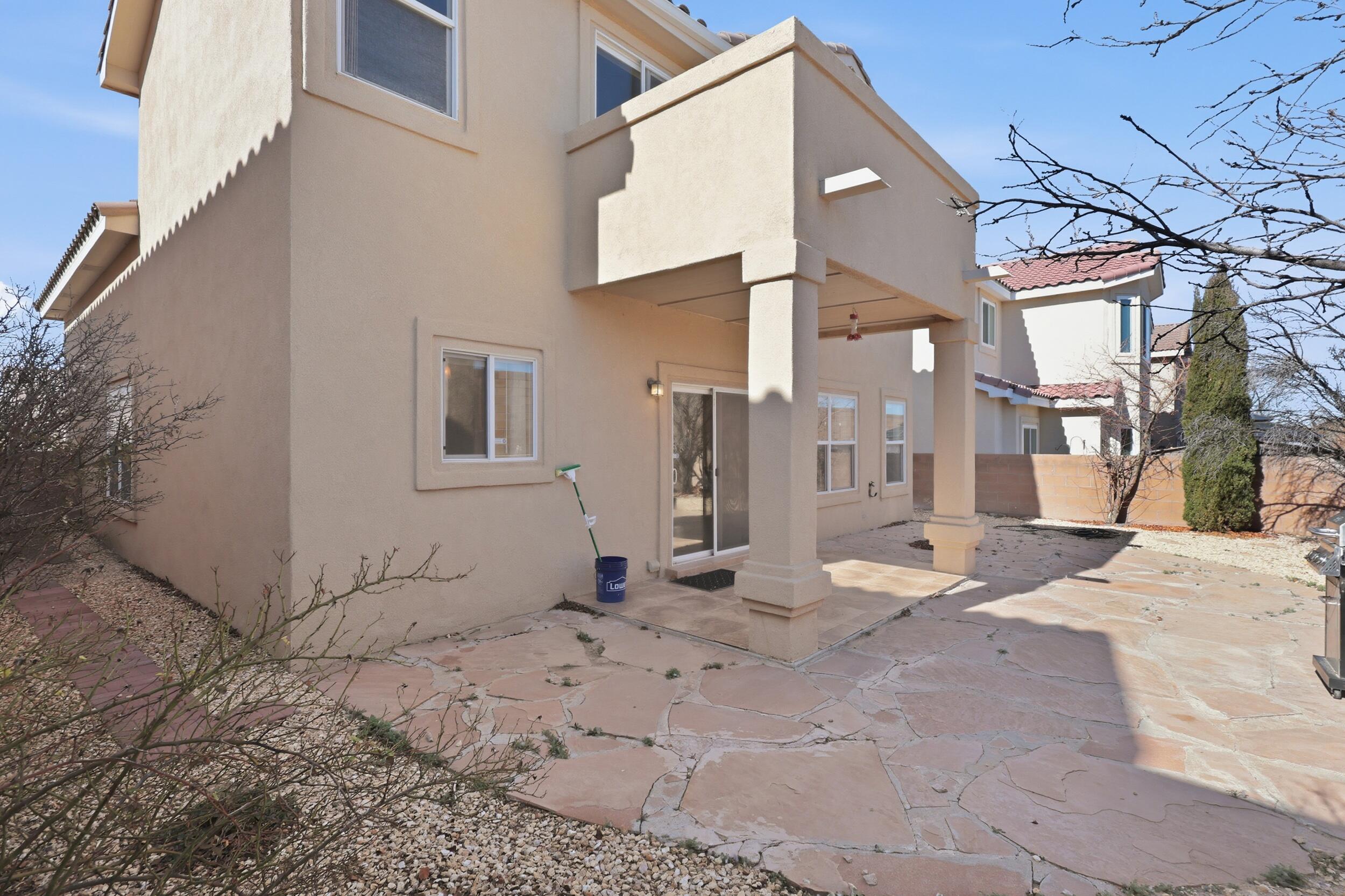 1267 Mirador Loop NE