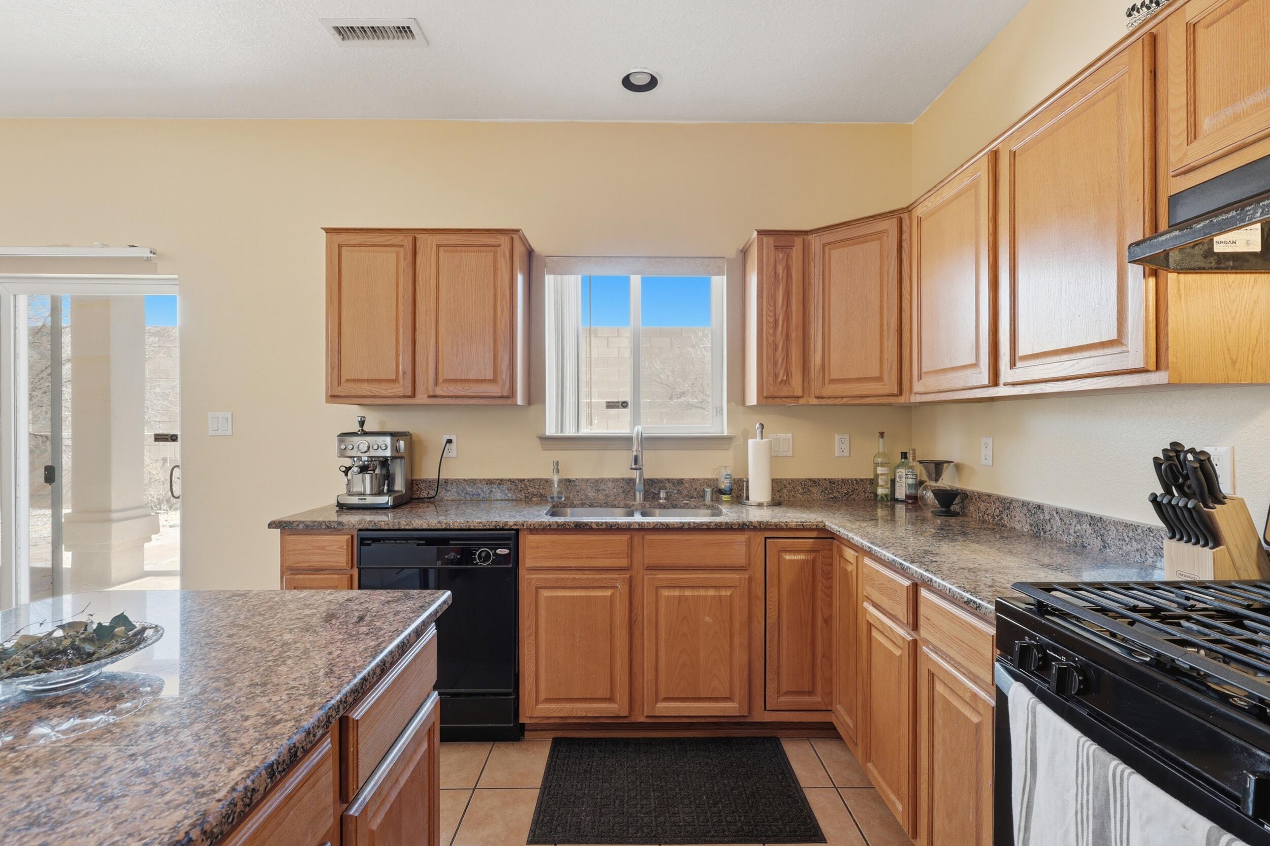 1267 Mirador Loop NE