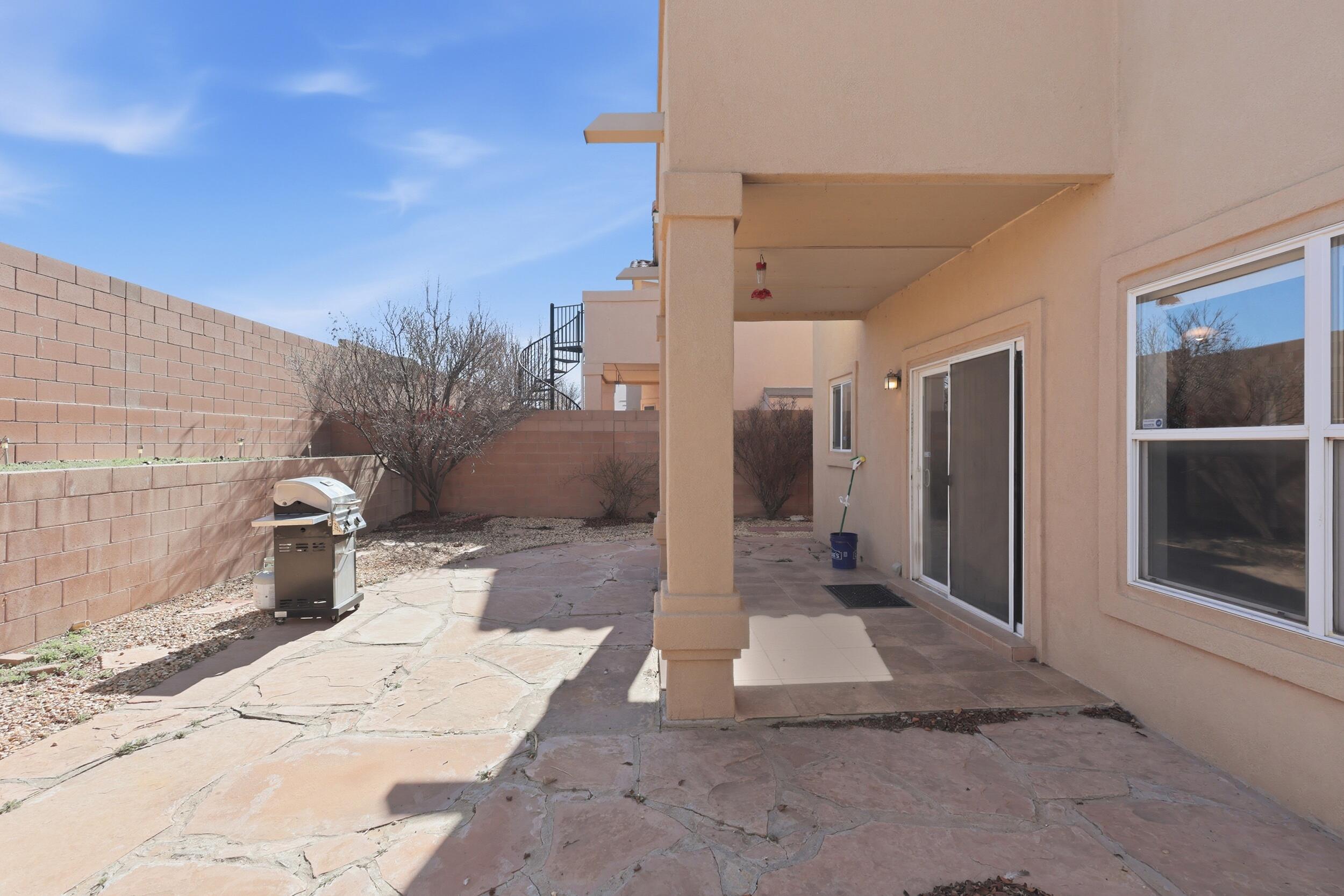 1267 Mirador Loop NE