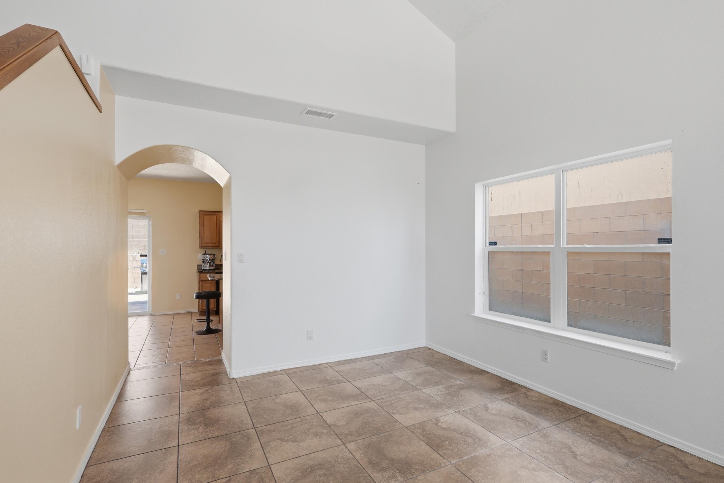 1267 Mirador Loop NE