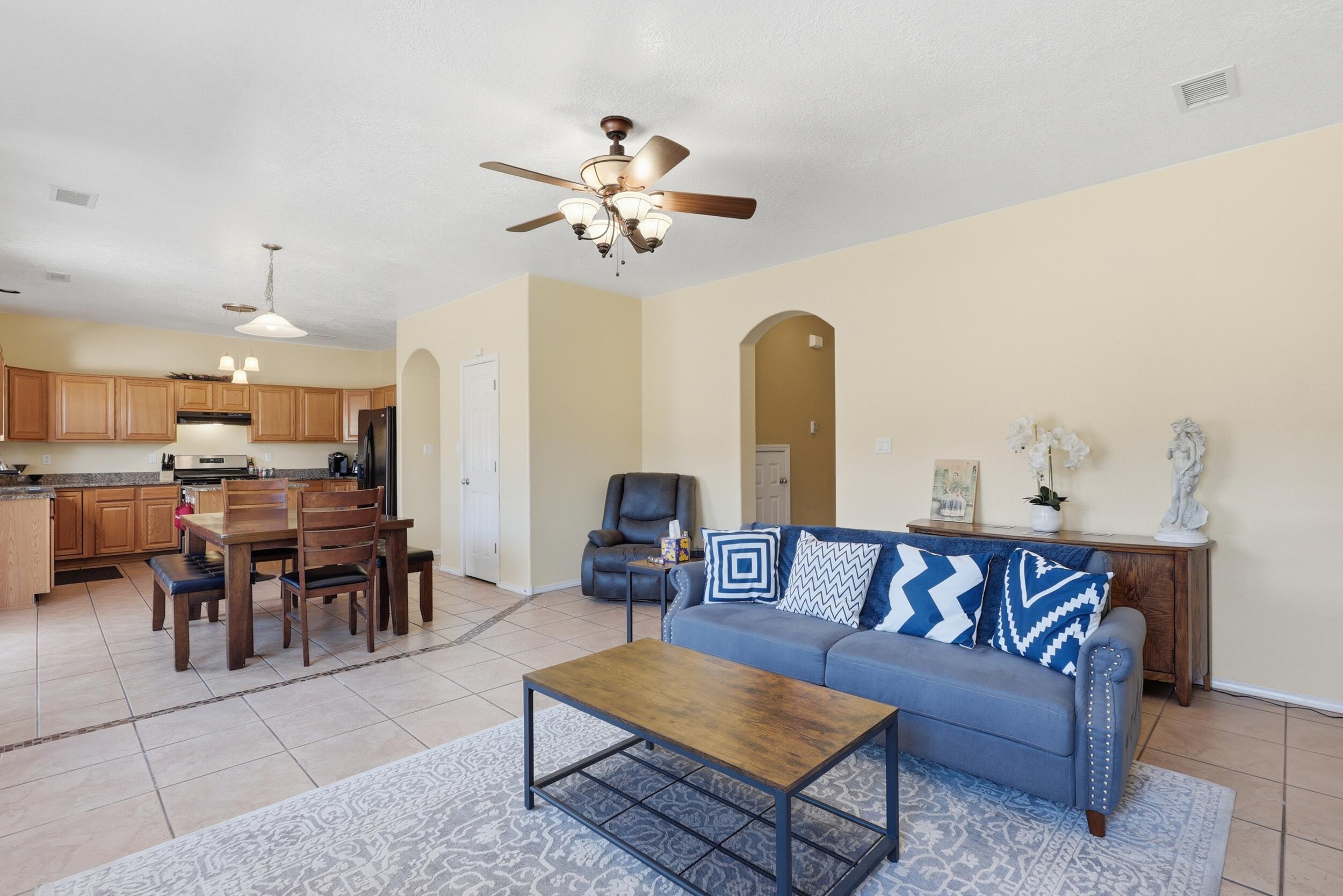 1267 Mirador Loop NE