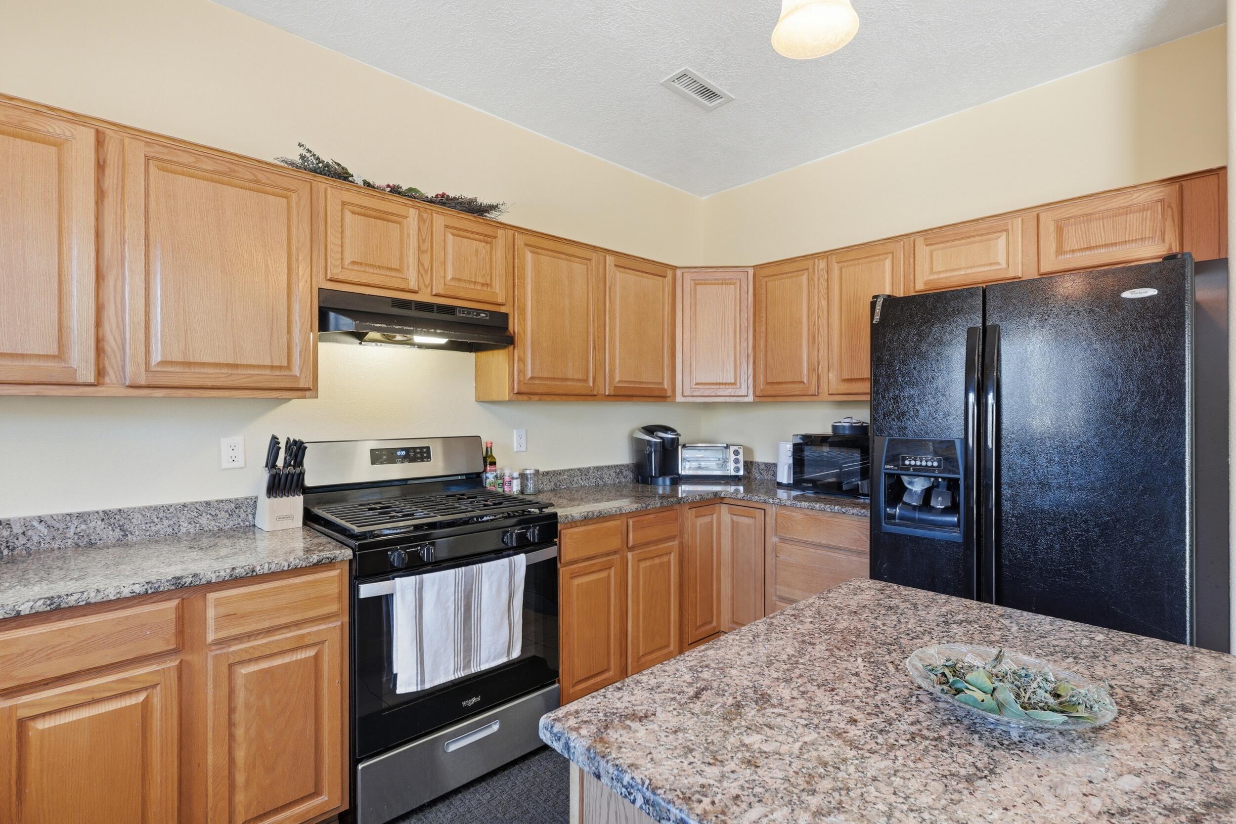 1267 Mirador Loop NE