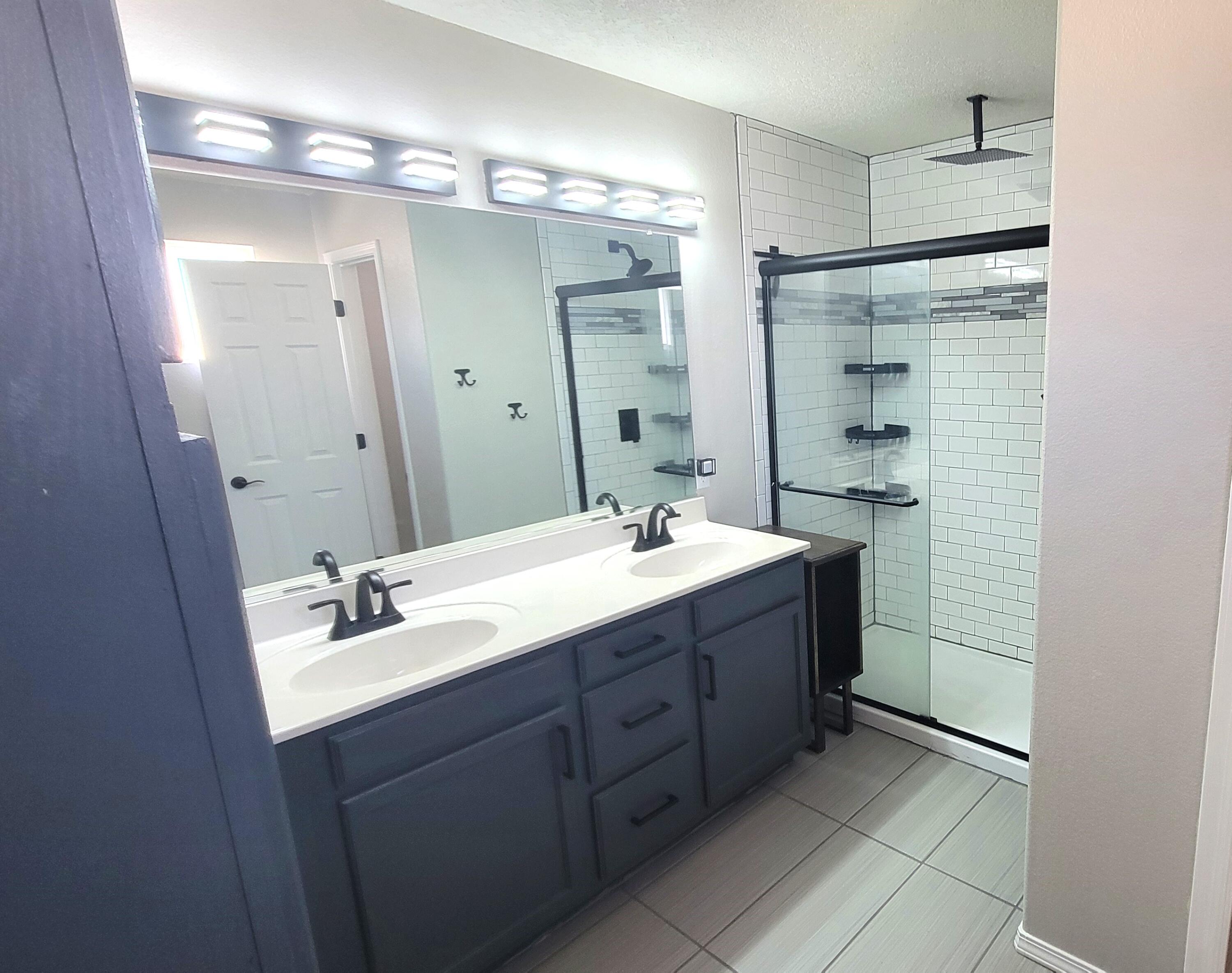 8512 Rancho Del Oro Place NE