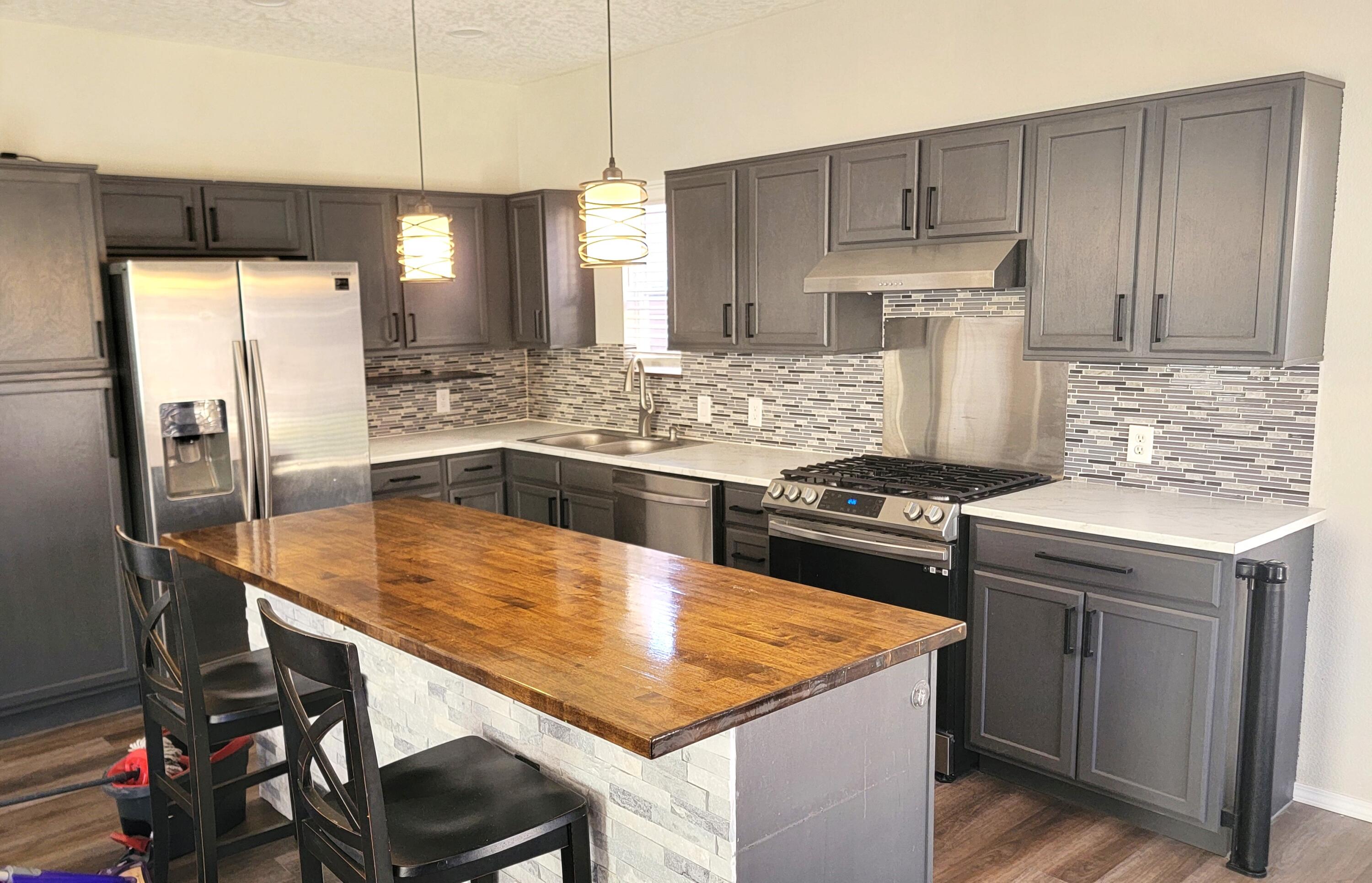 8512 Rancho Del Oro Place NE