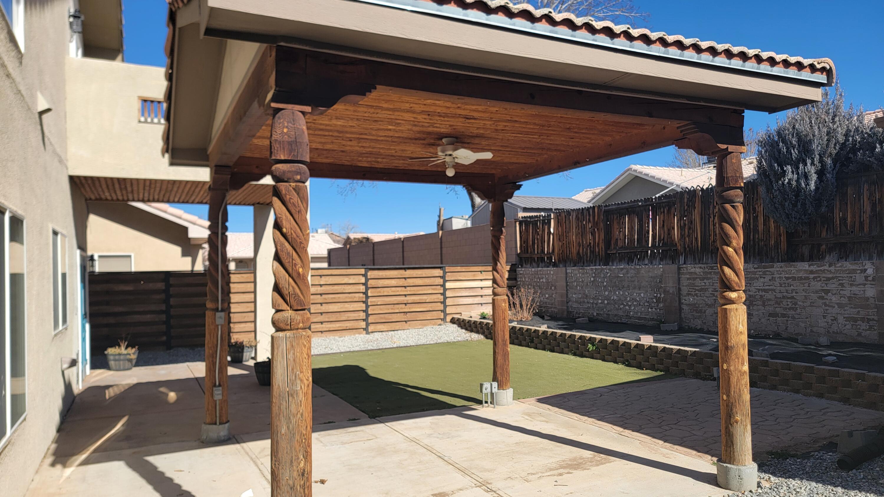 8512 Rancho Del Oro Place NE