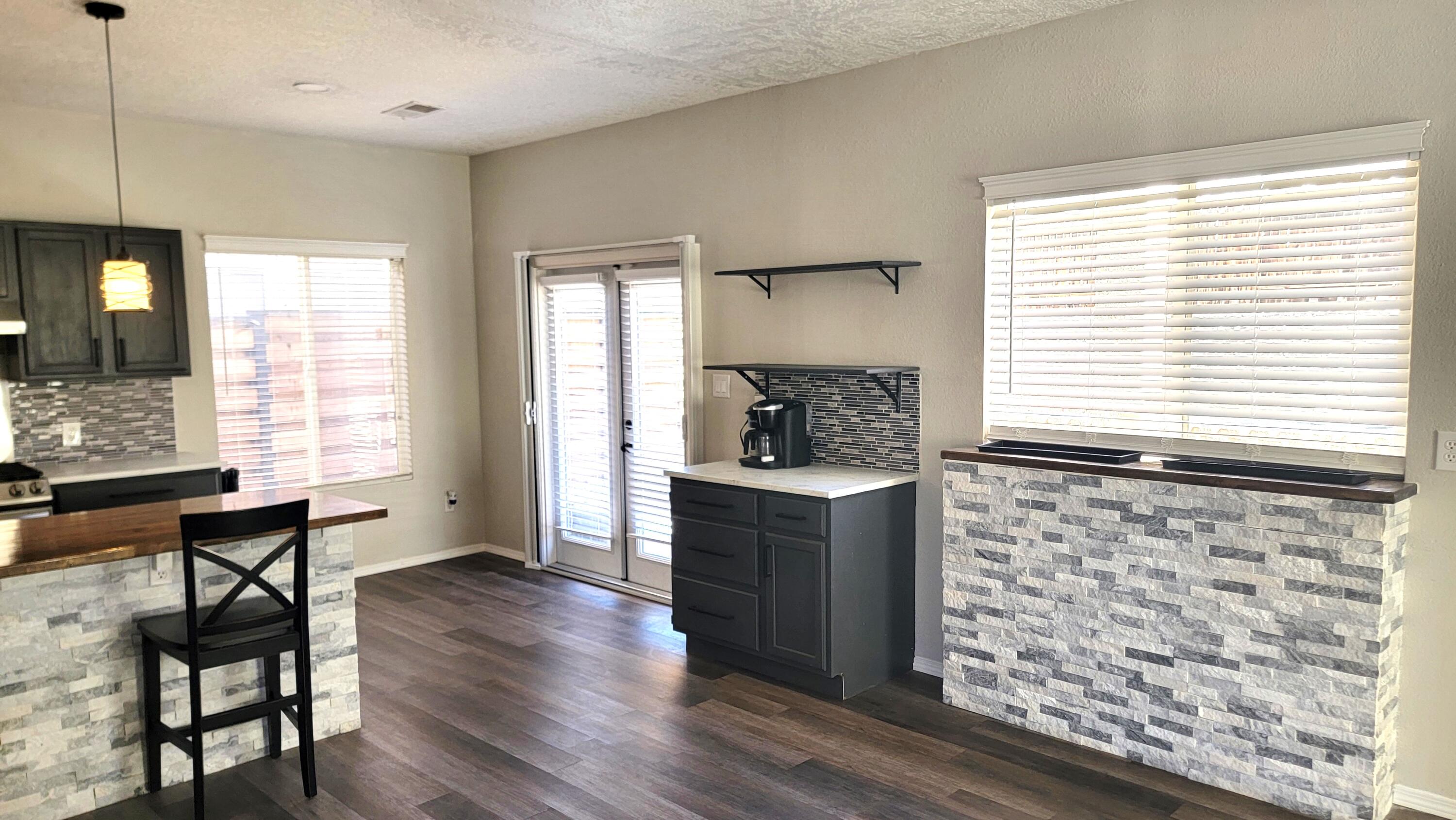 8512 Rancho Del Oro Place NE