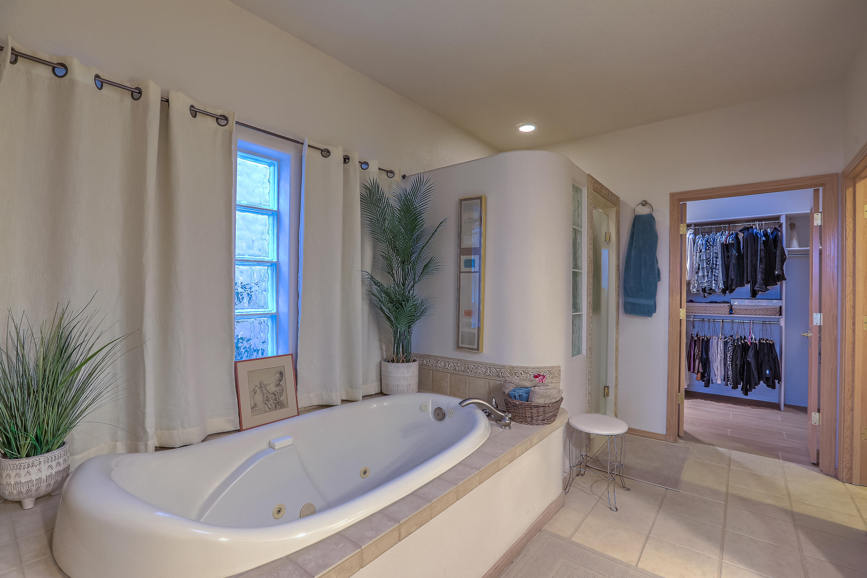 3812 Oxbow Village Lane NW