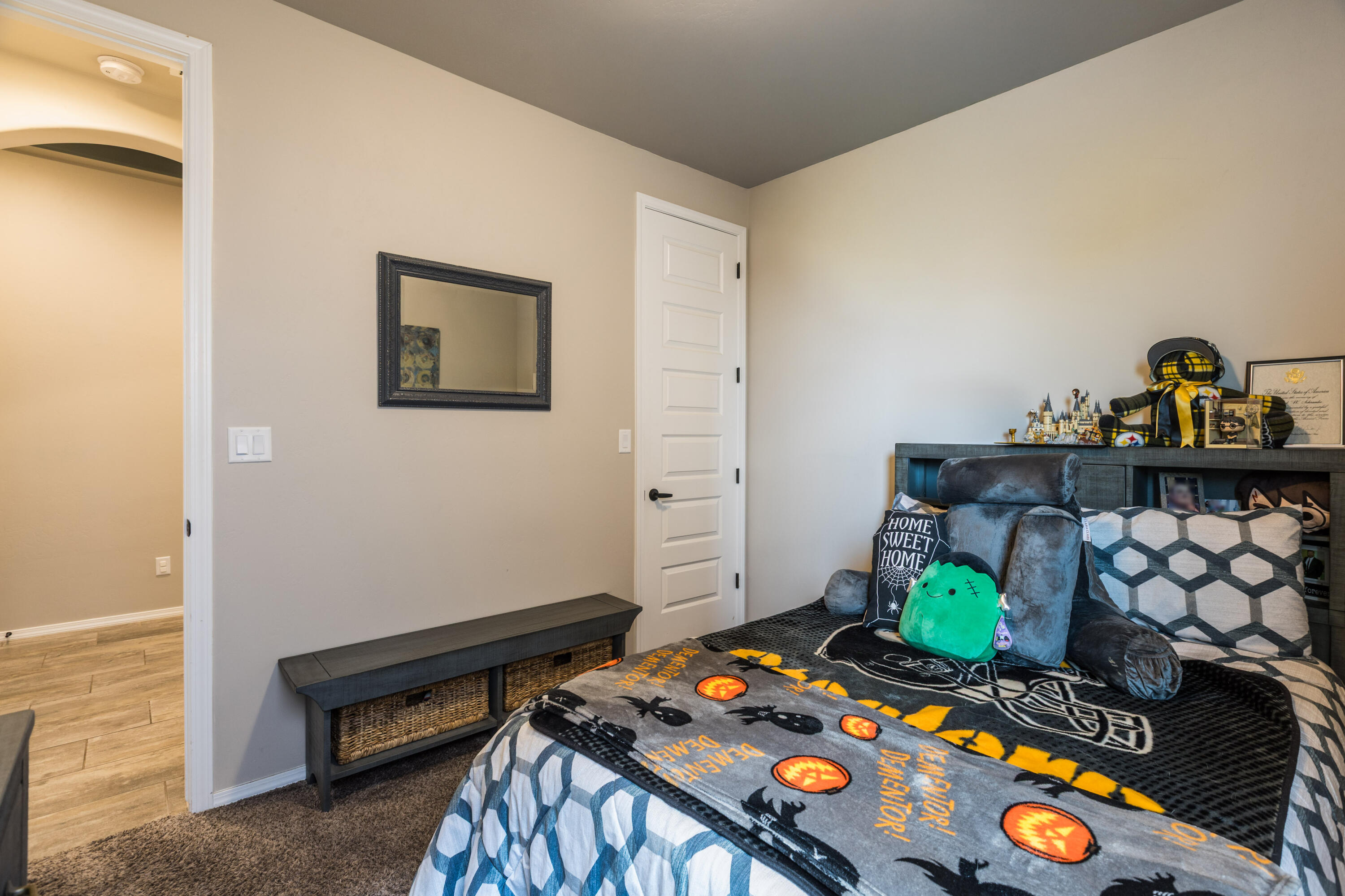 4273 Mountain Trail Loop NE