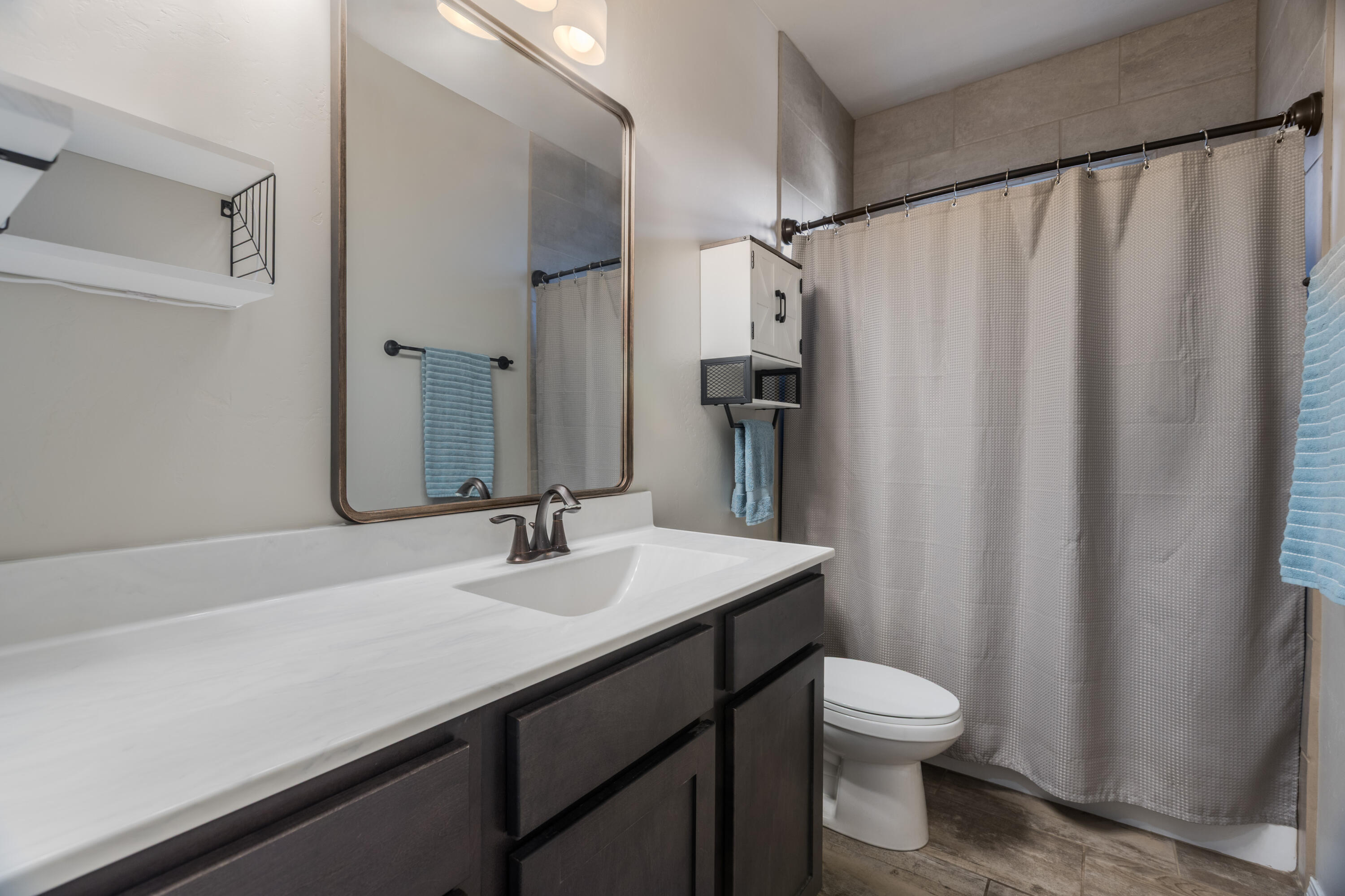 4273 Mountain Trail Loop NE