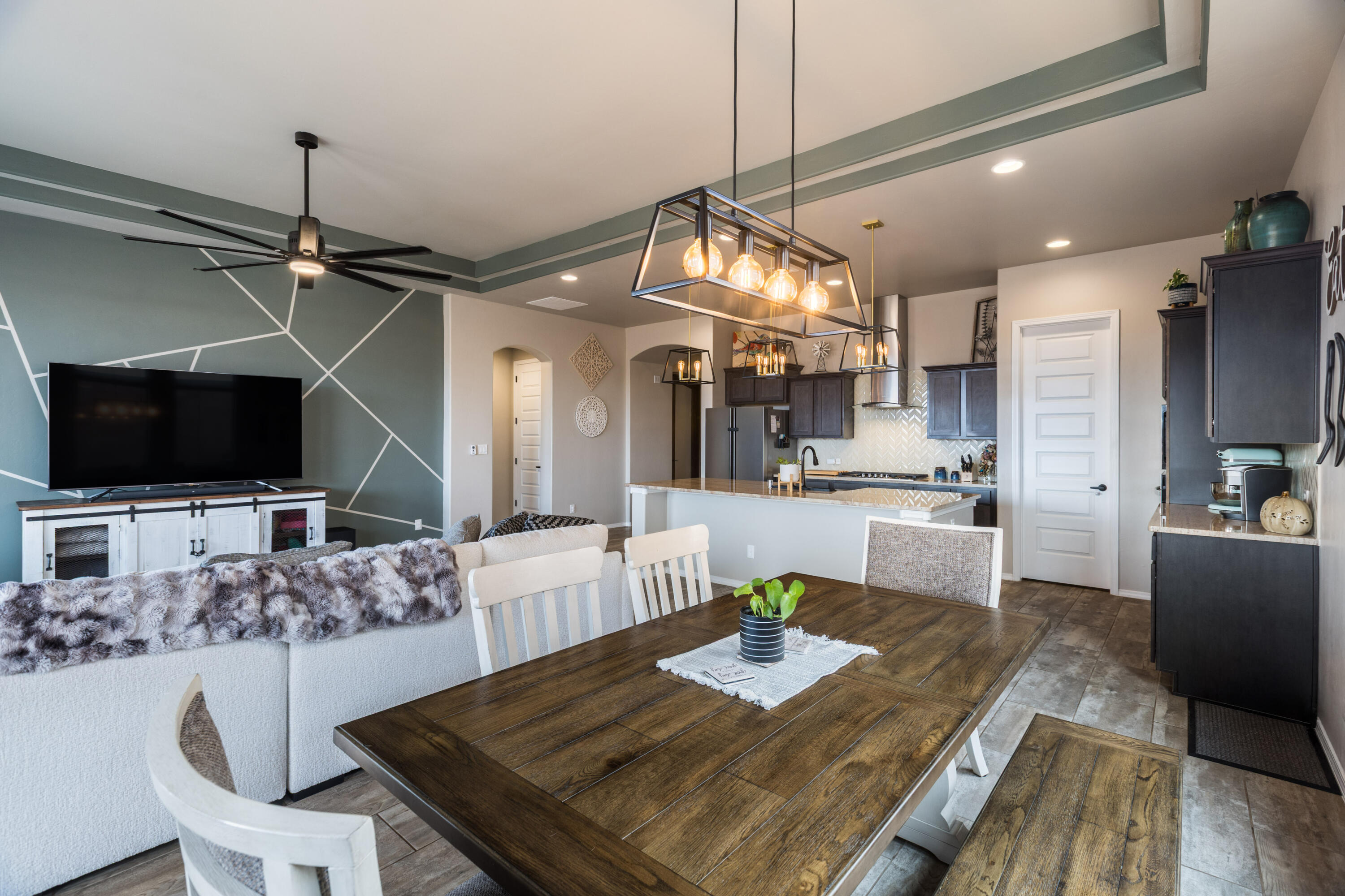 4273 Mountain Trail Loop NE