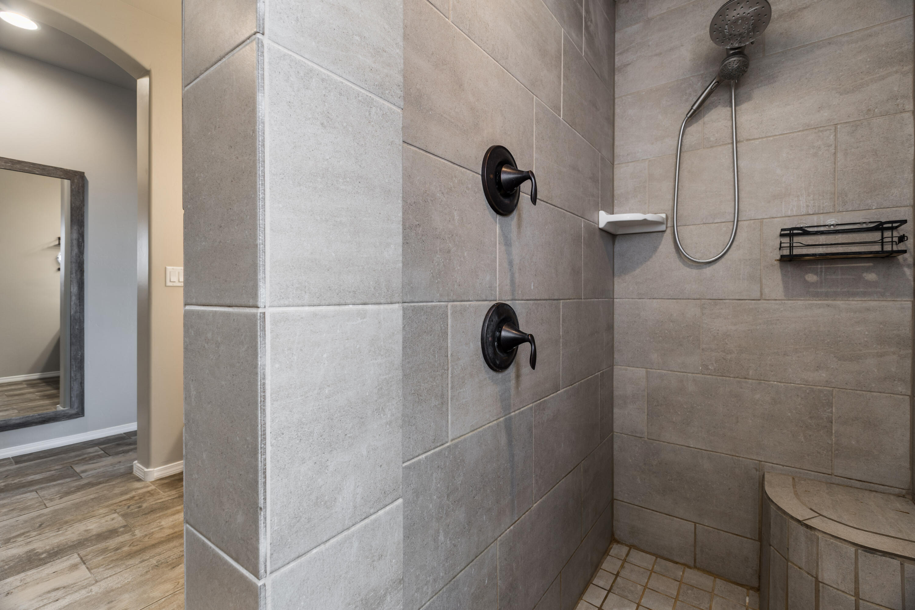 4273 Mountain Trail Loop NE