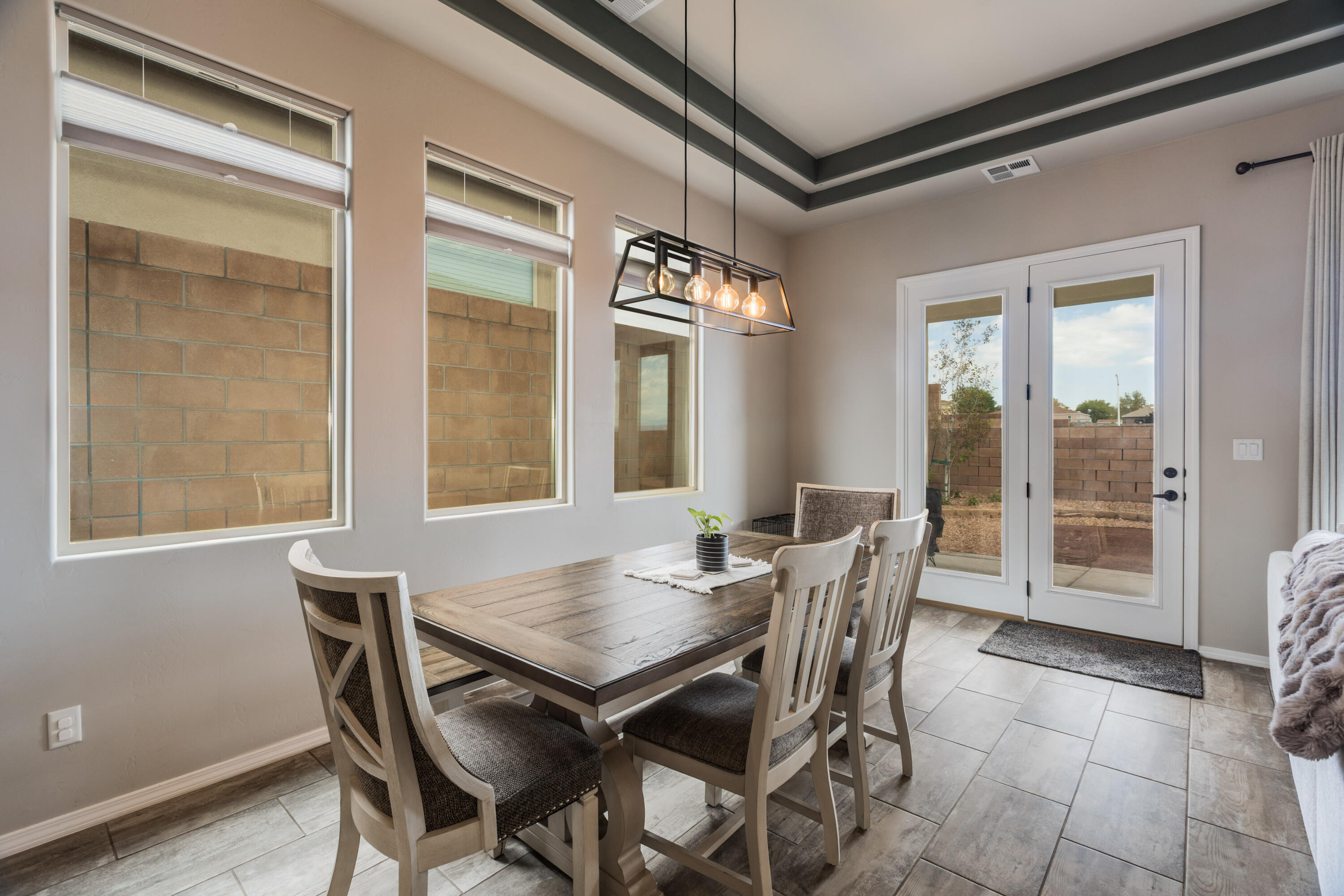 4273 Mountain Trail Loop NE