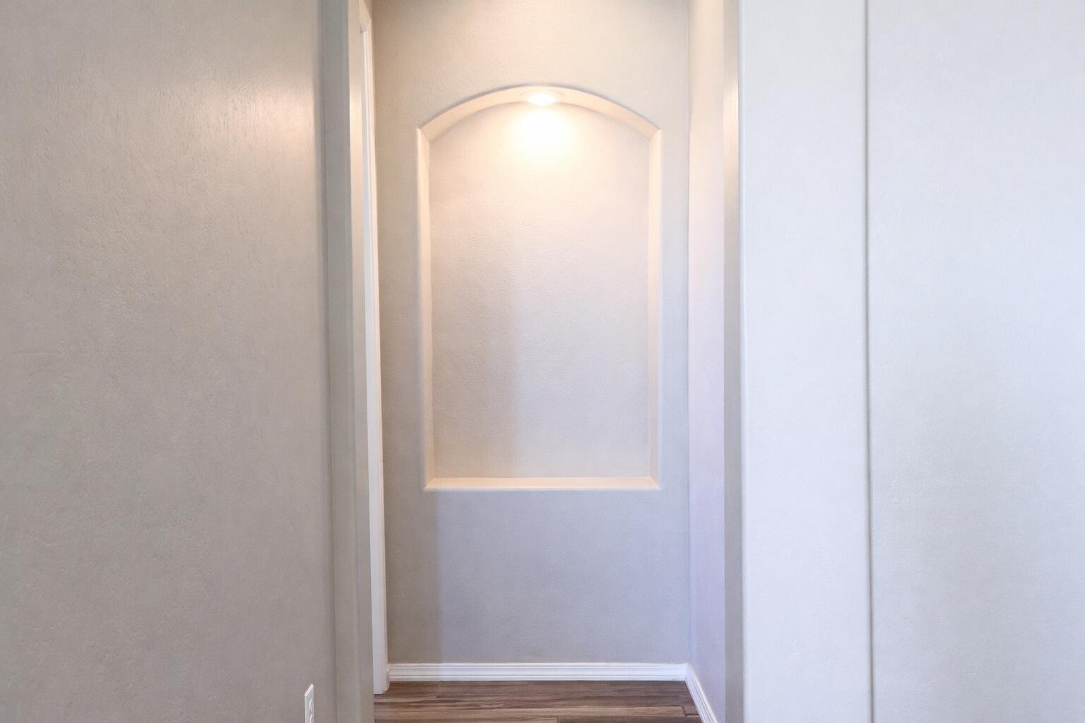 704 Amatista Loop SE