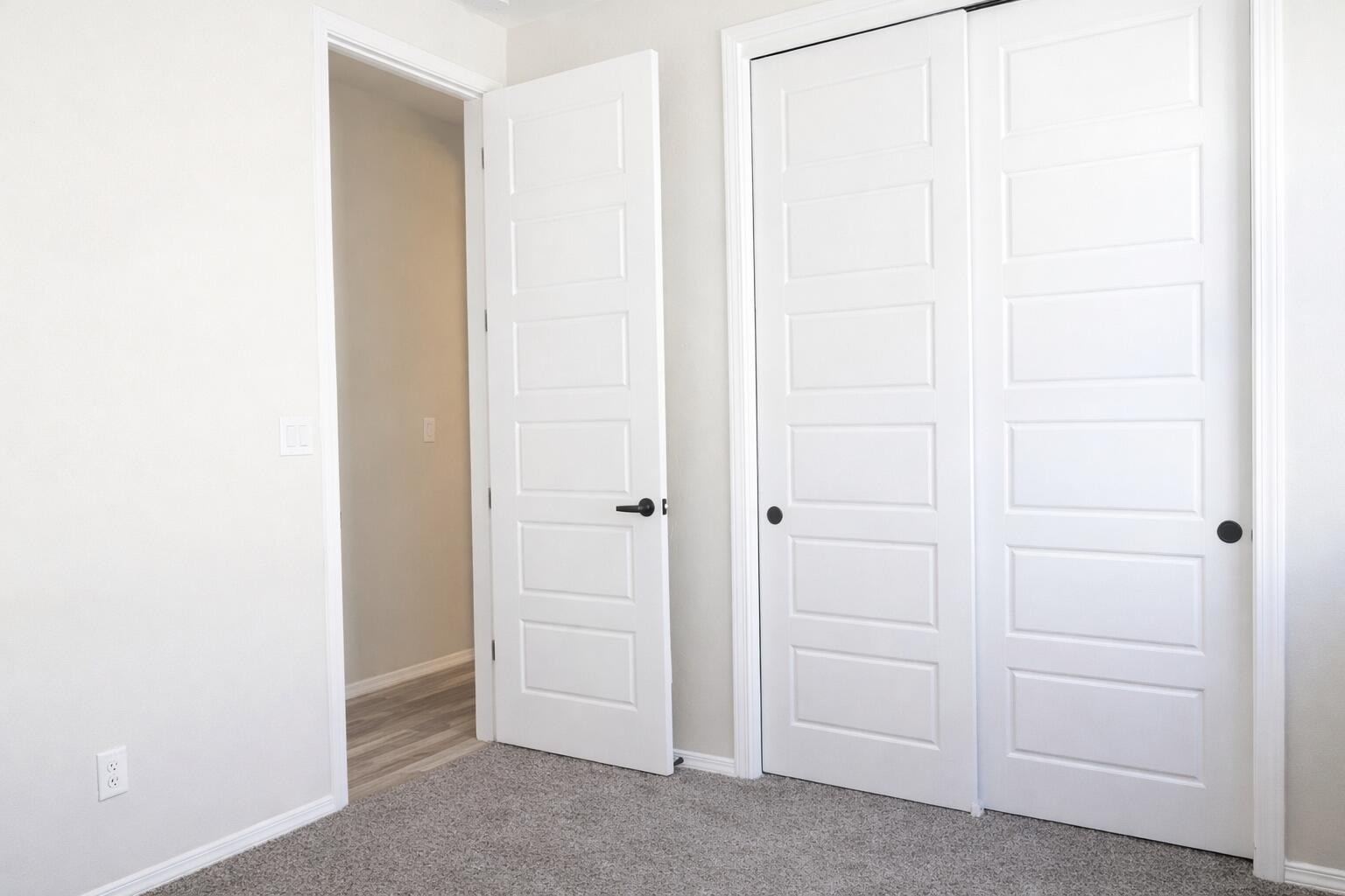 704 Amatista Loop SE