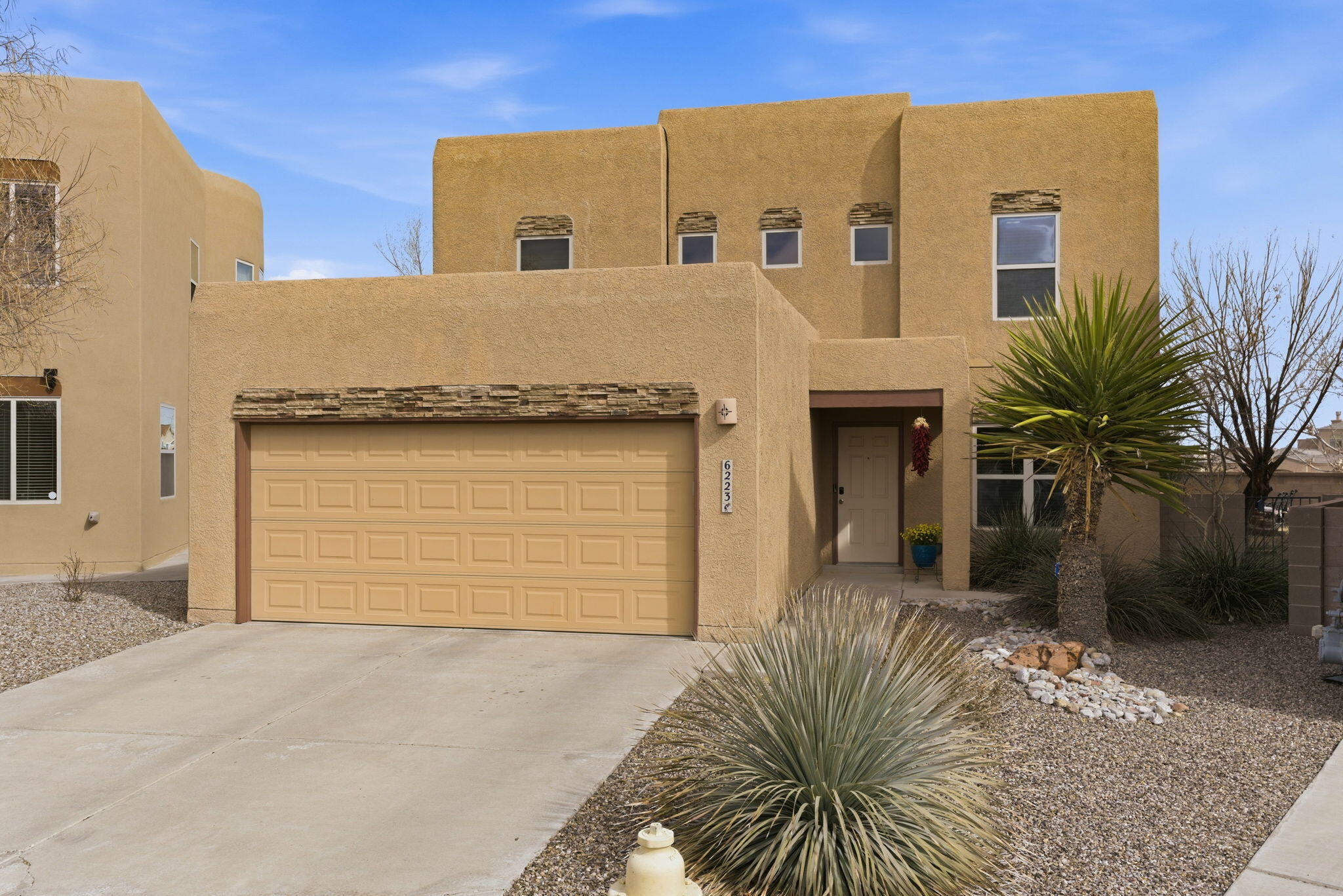 6223 Calle Pinon NW