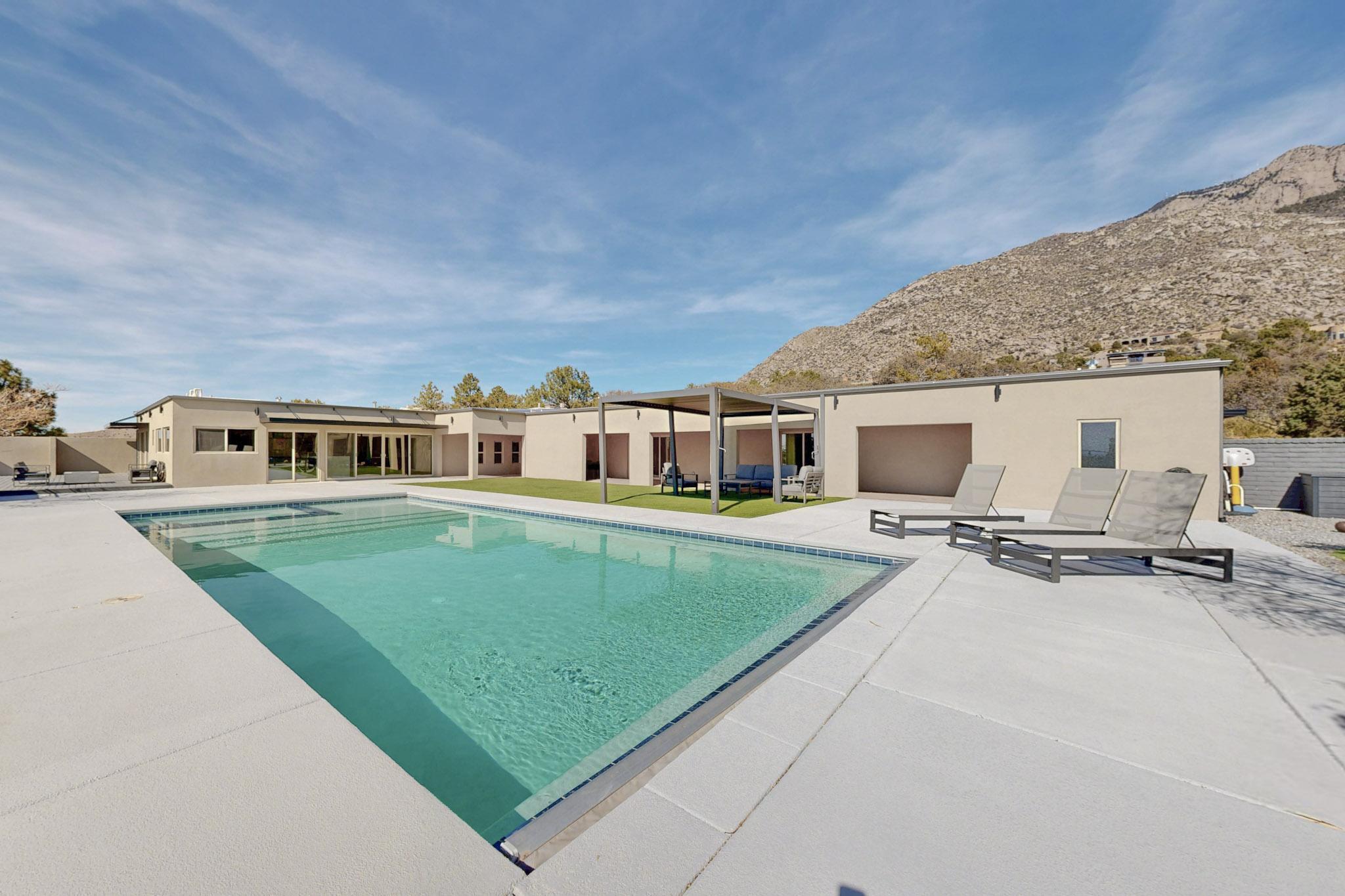 48 Rock Ridge Drive NE