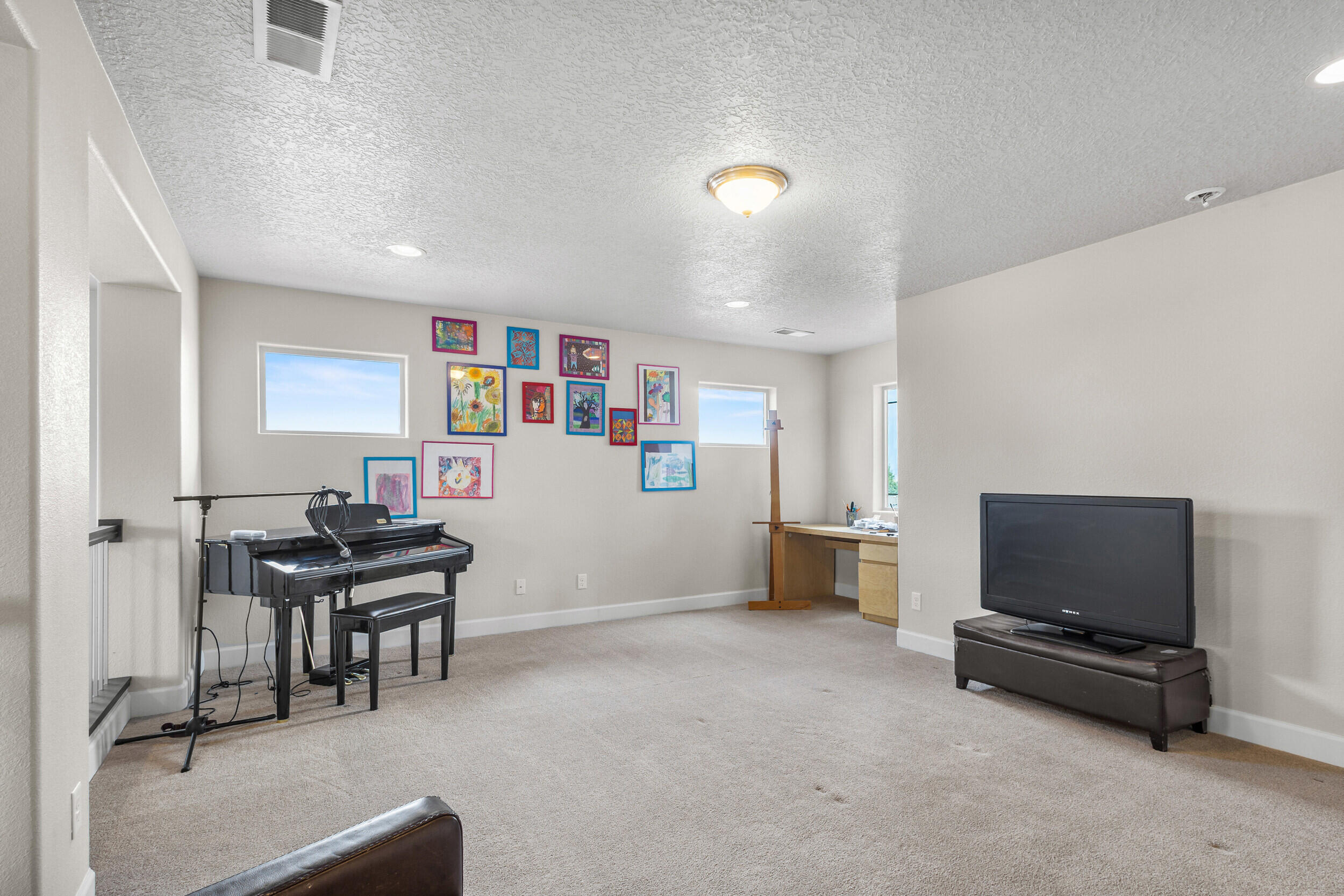 8609 Chilte Pine Road NW