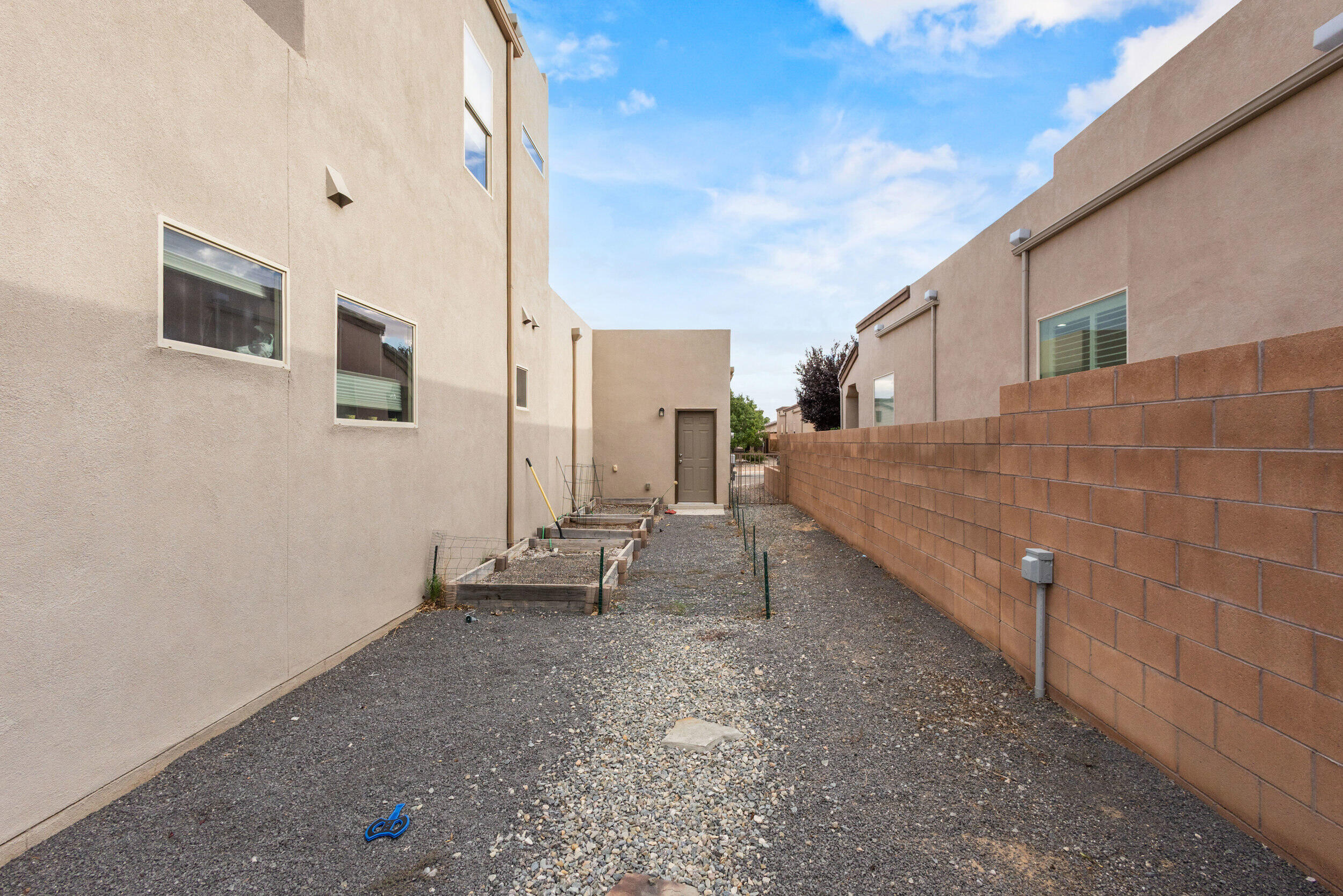 8609 Chilte Pine Road NW