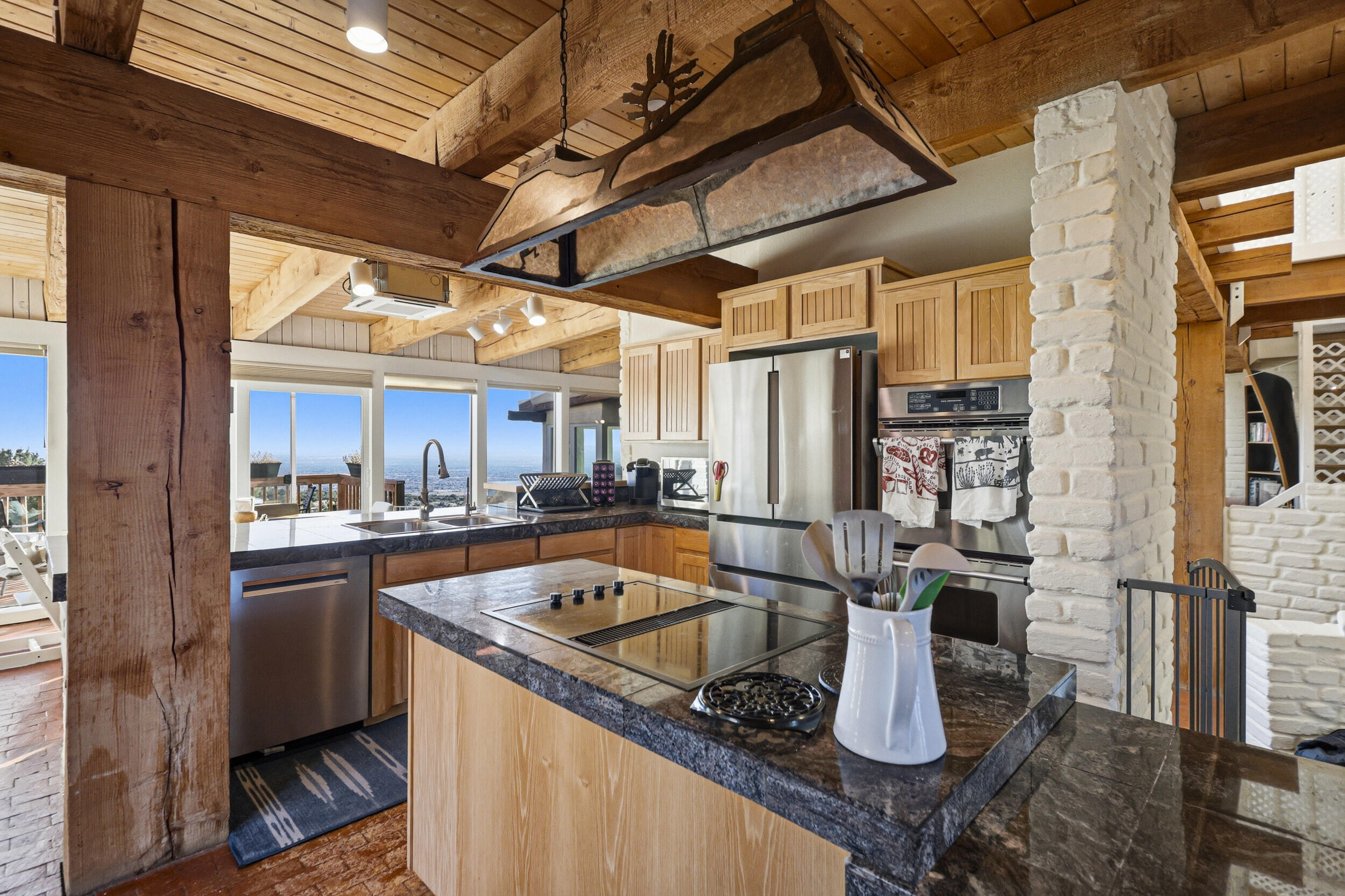 39 Tierra Monte Street NE