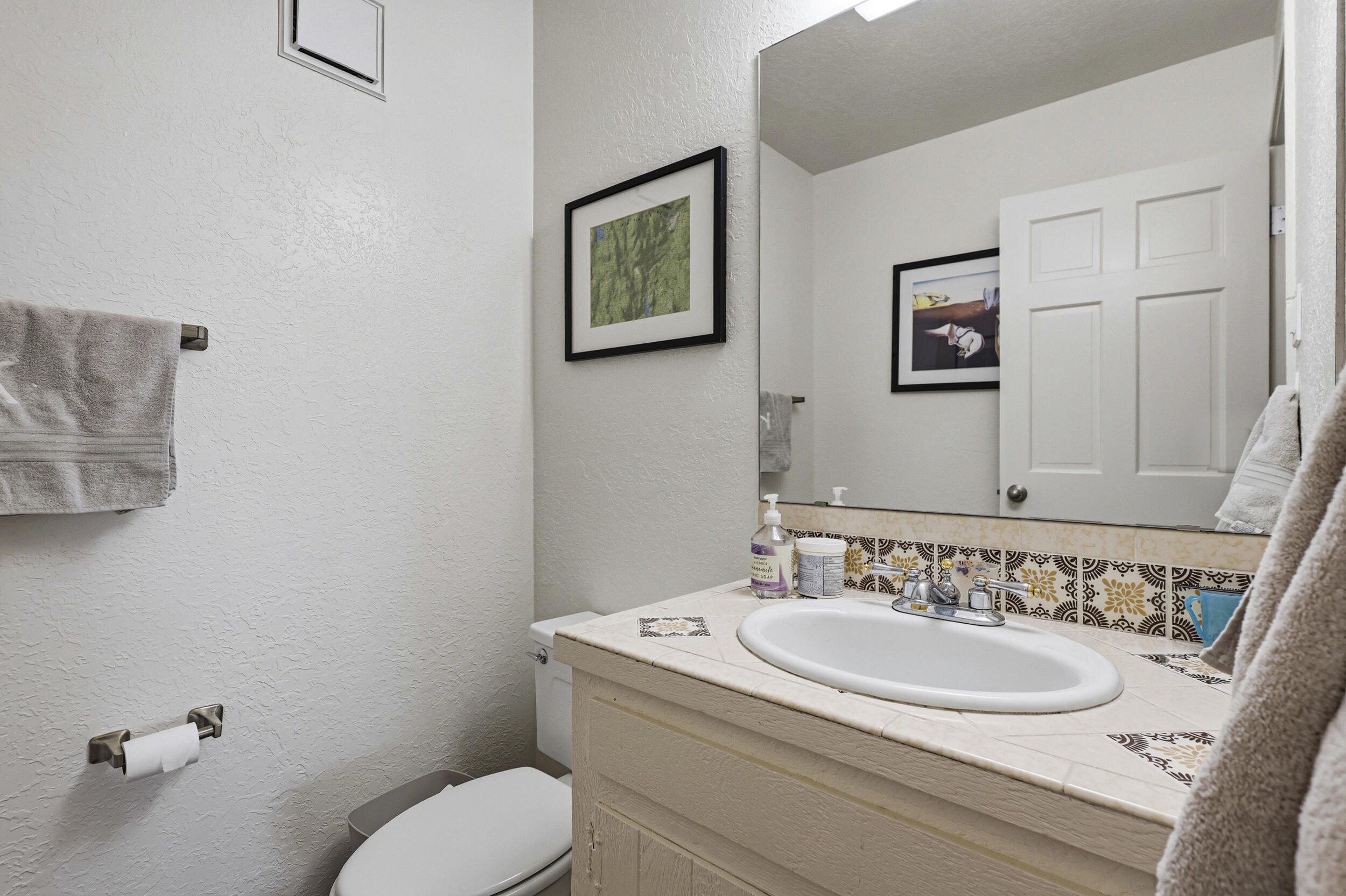 39 Tierra Monte Street NE