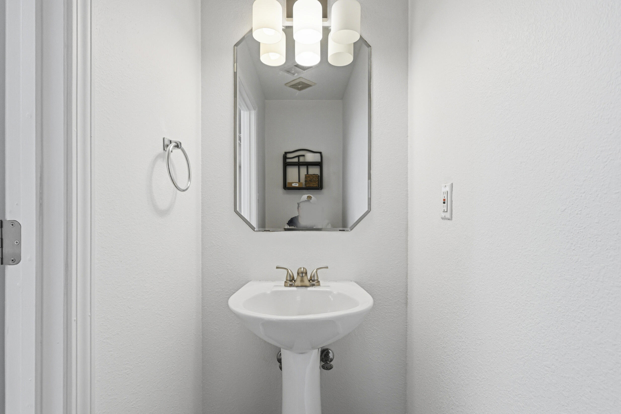 3442 Mountainside Parkway NE