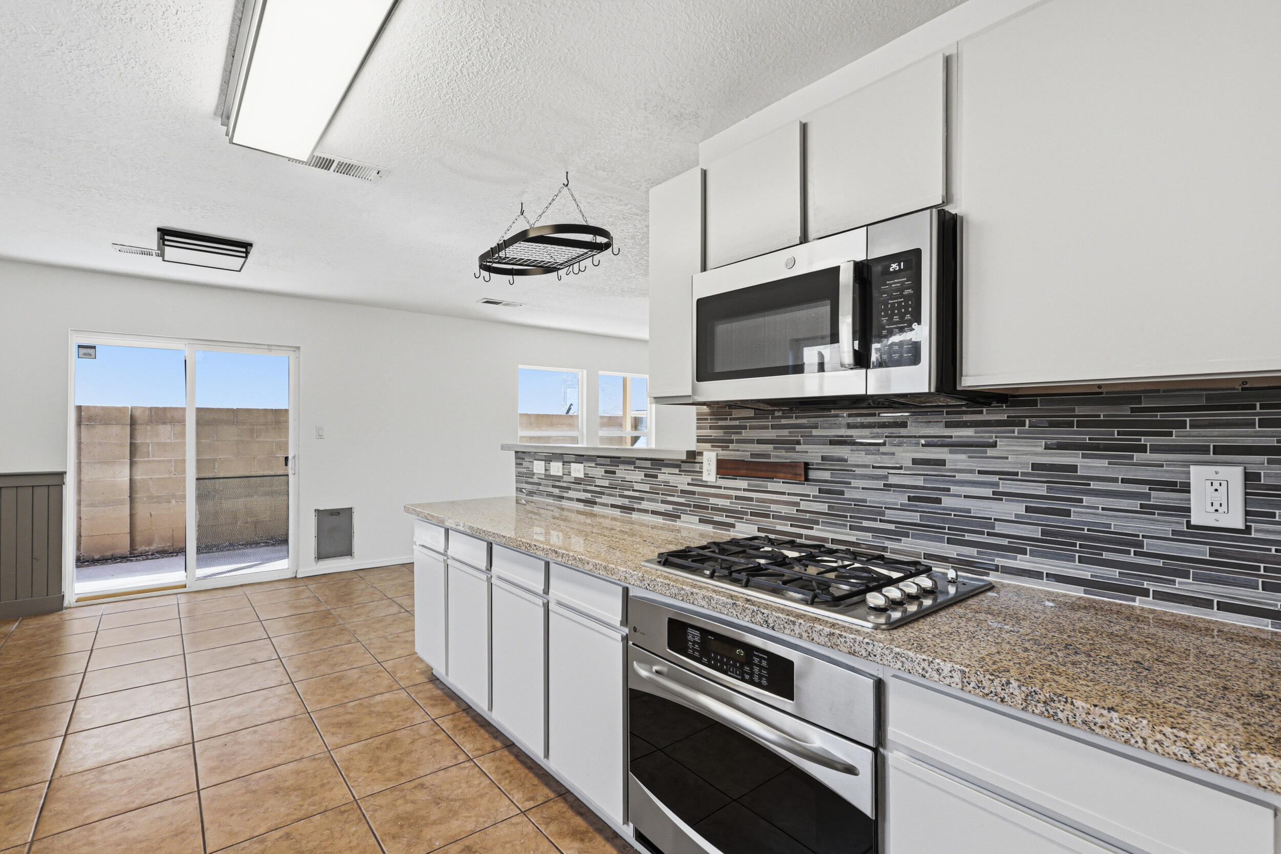 3442 Mountainside Parkway NE