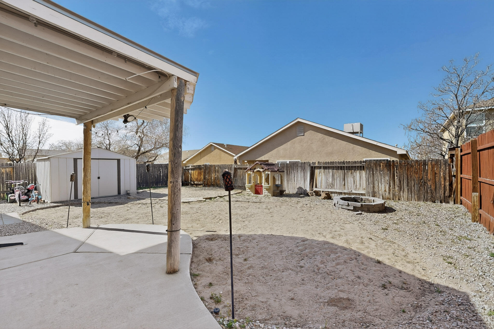 619 Red Bluff Avenue SW