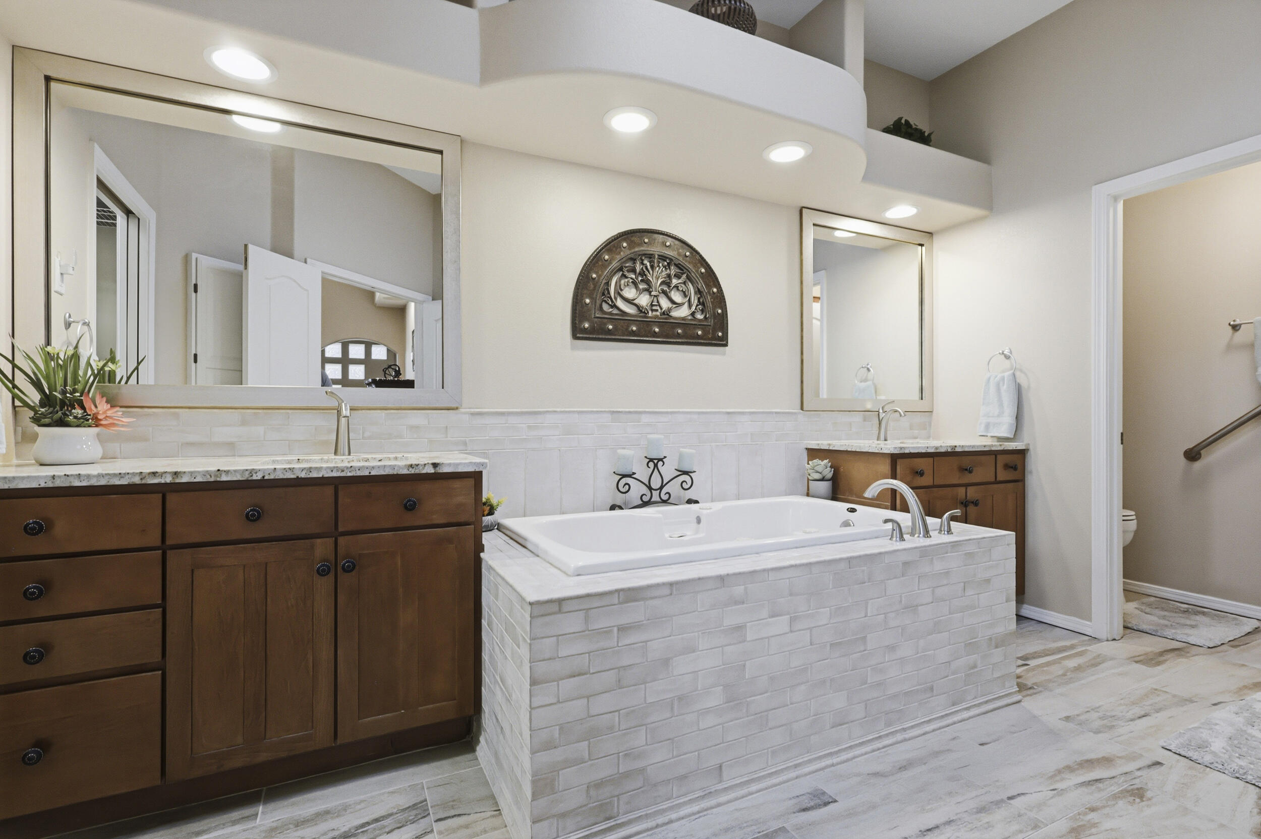 6428 Sage Point Court NE