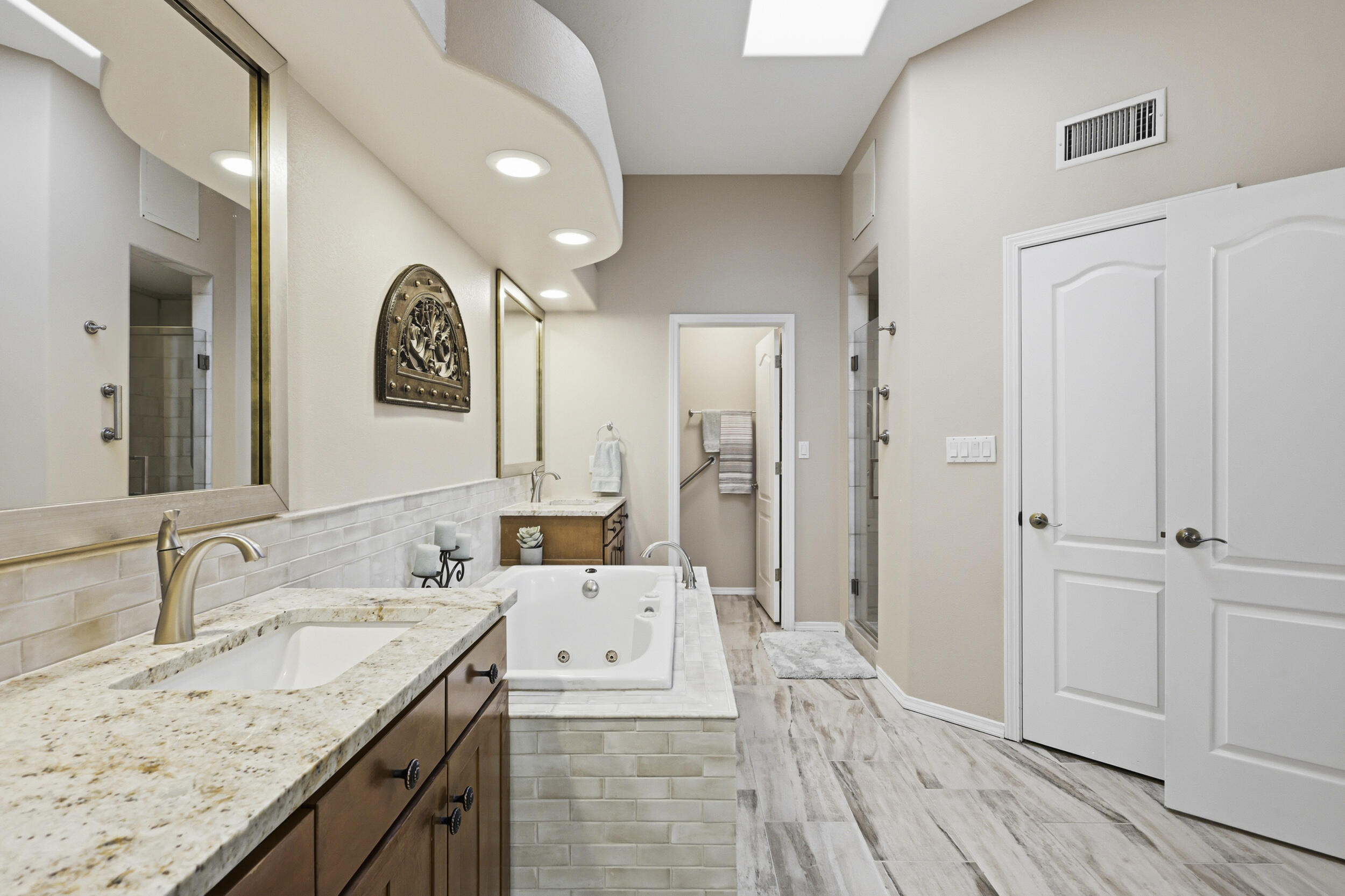 6428 Sage Point Court NE