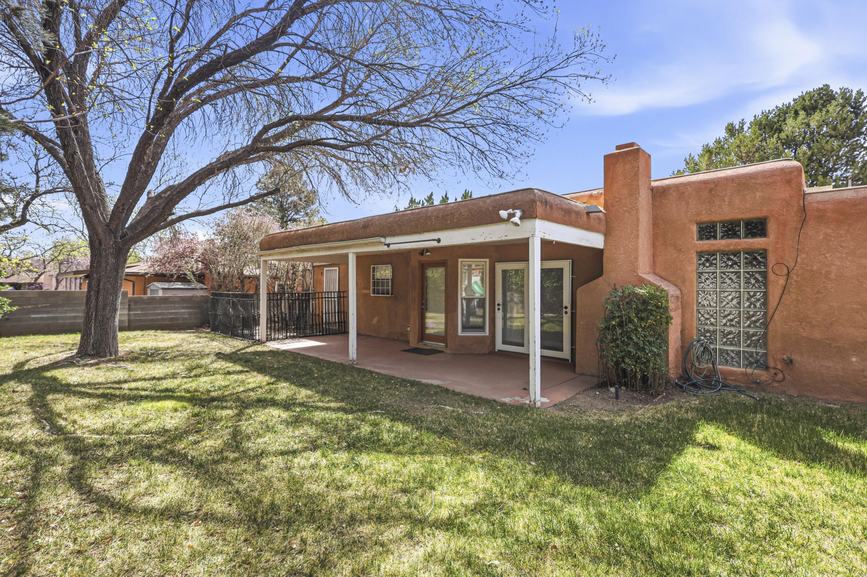 2312 Punta De Vista Drive NE