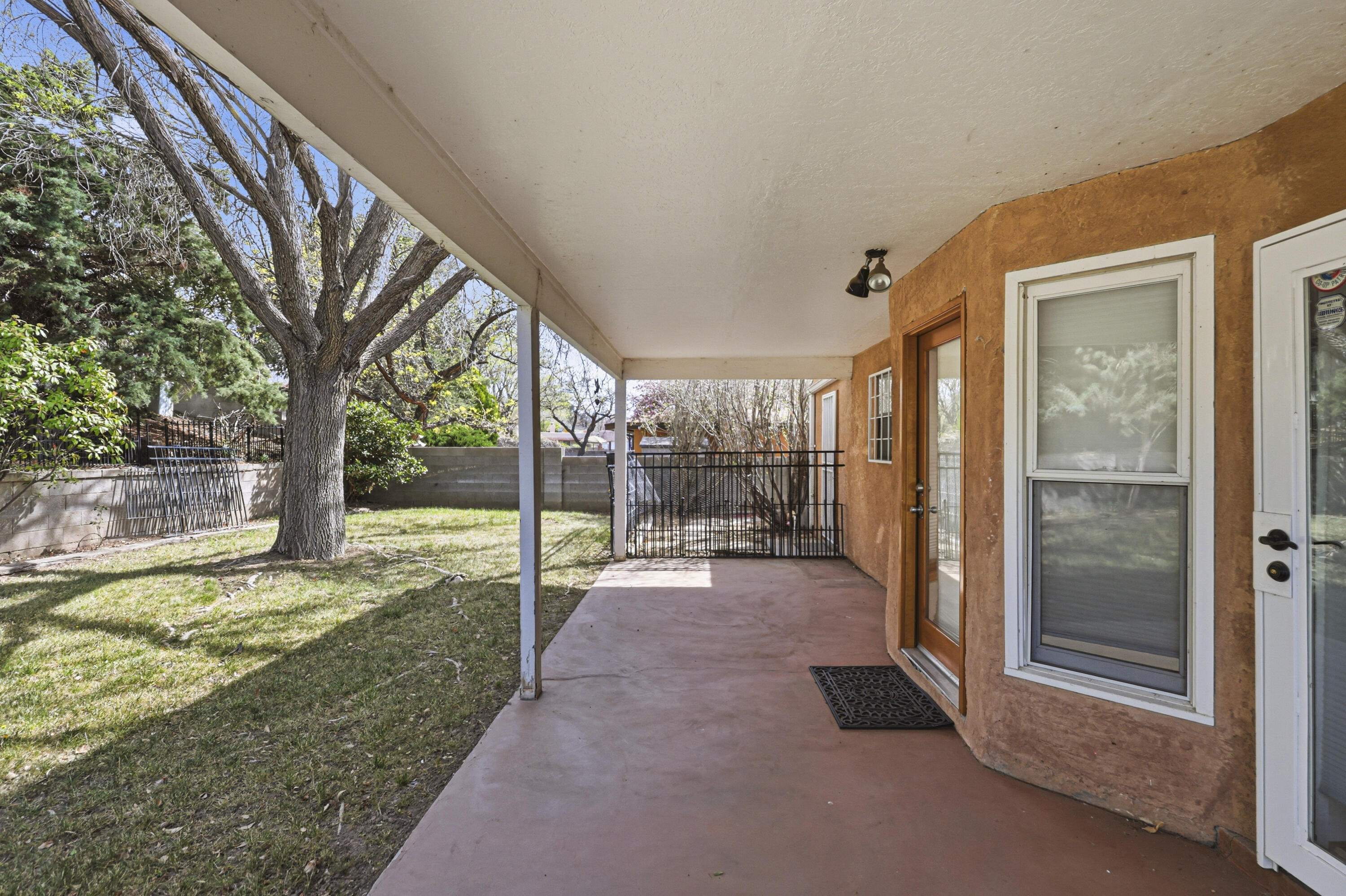 2312 Punta De Vista Drive NE